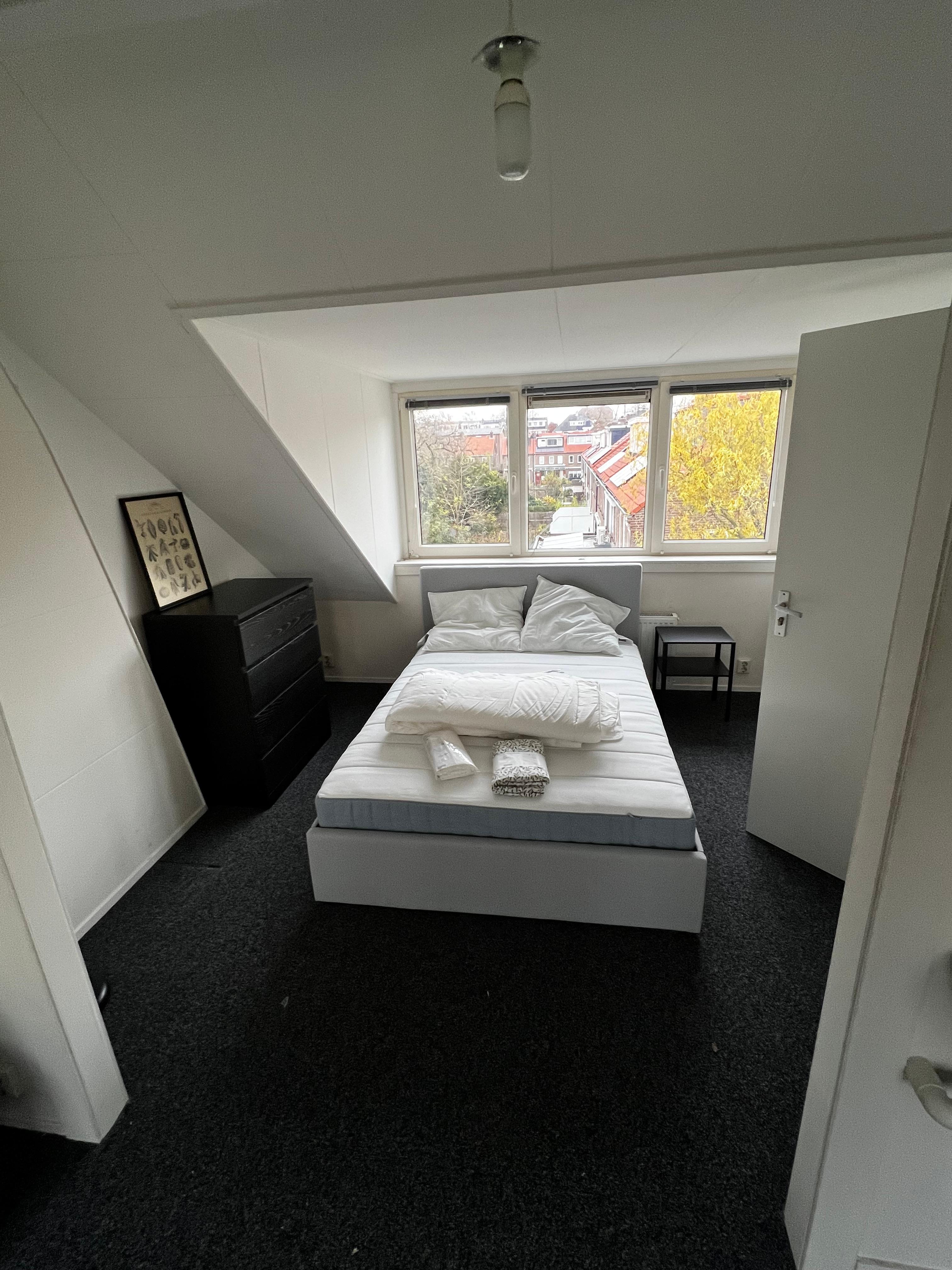 show all photos of Hengstdalseweg