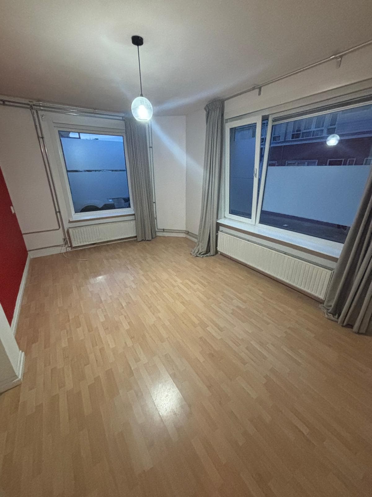 show all photos of Amandelstraat