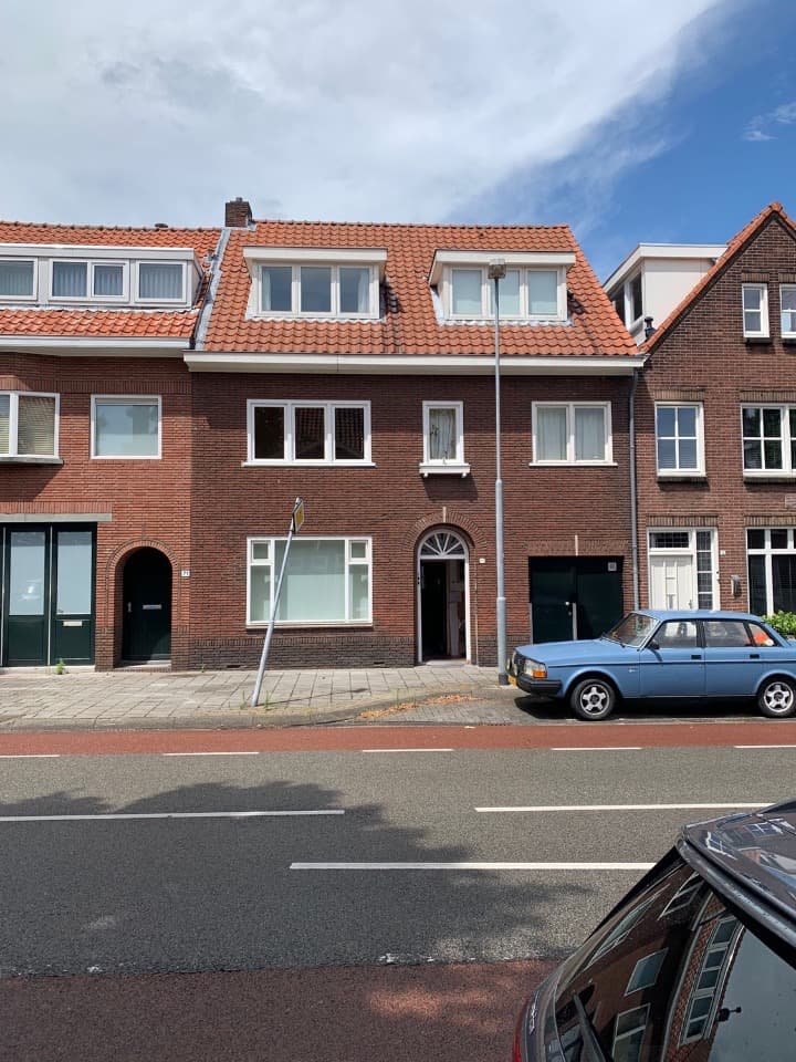 show all photos of Tongelresestraat