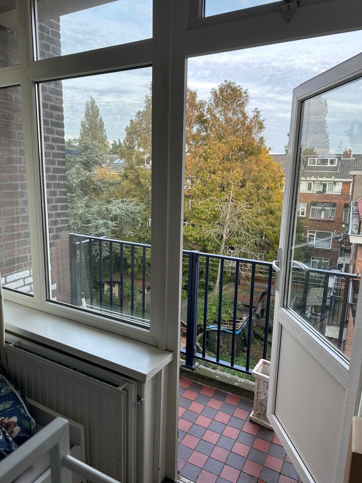 show all photos of Hogenbanweg