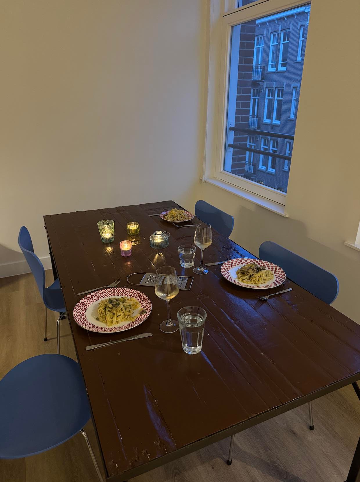 show all photos of Van Woustraat