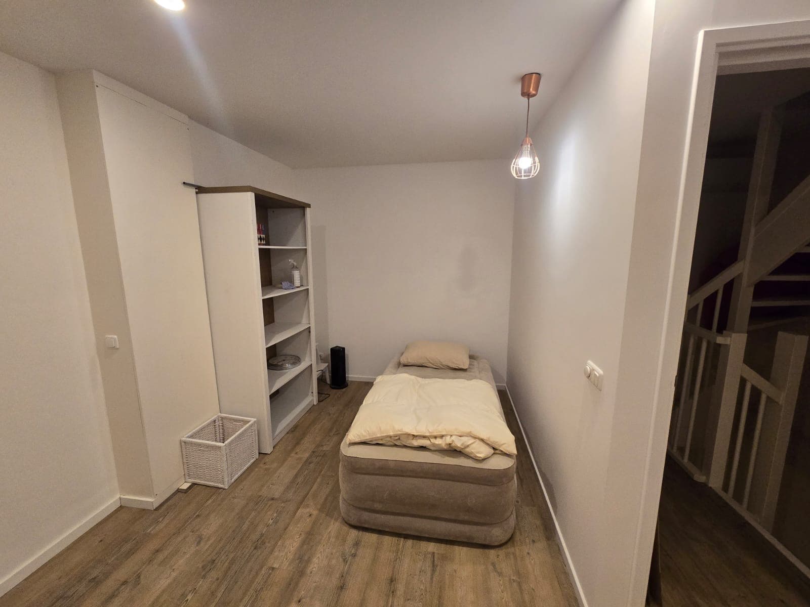 show all photos of Overwinningslaan