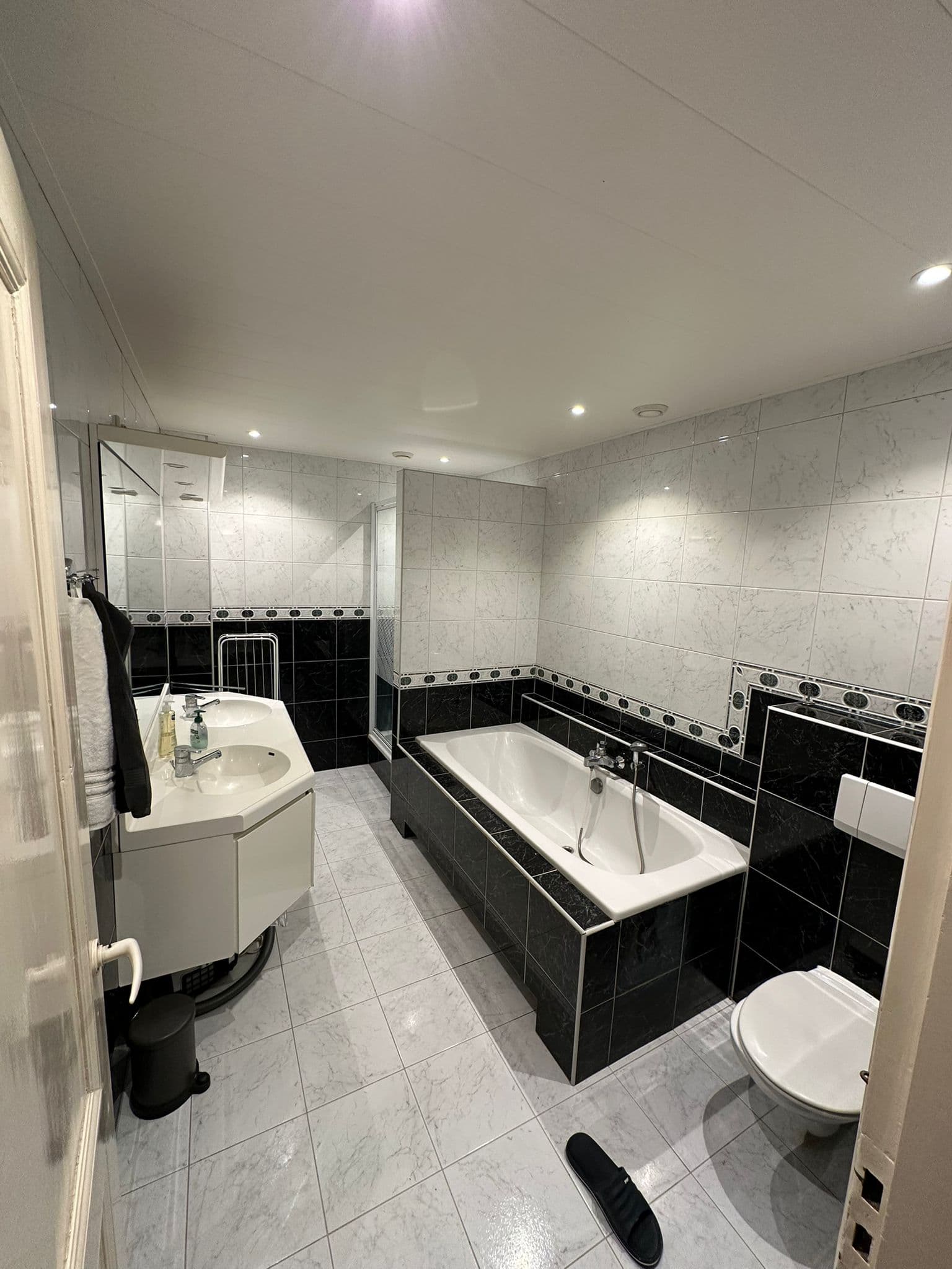 show all photos of Parallelweg