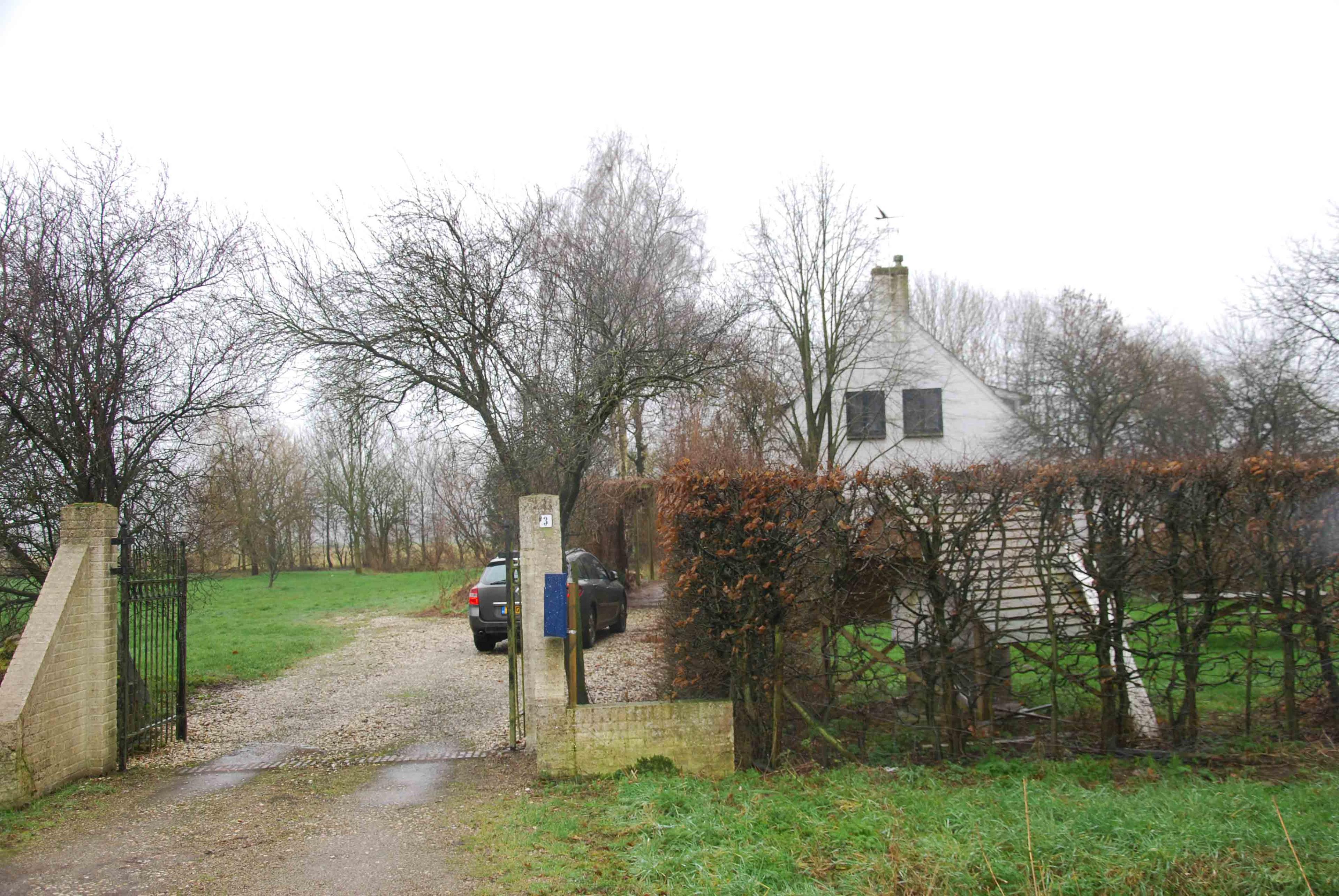 show all photos of Violenberg