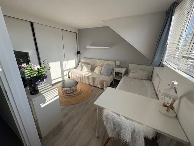 show all photos of Otellolaan