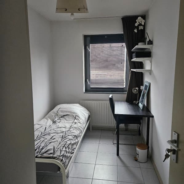 show all photos of Sporadenlaan