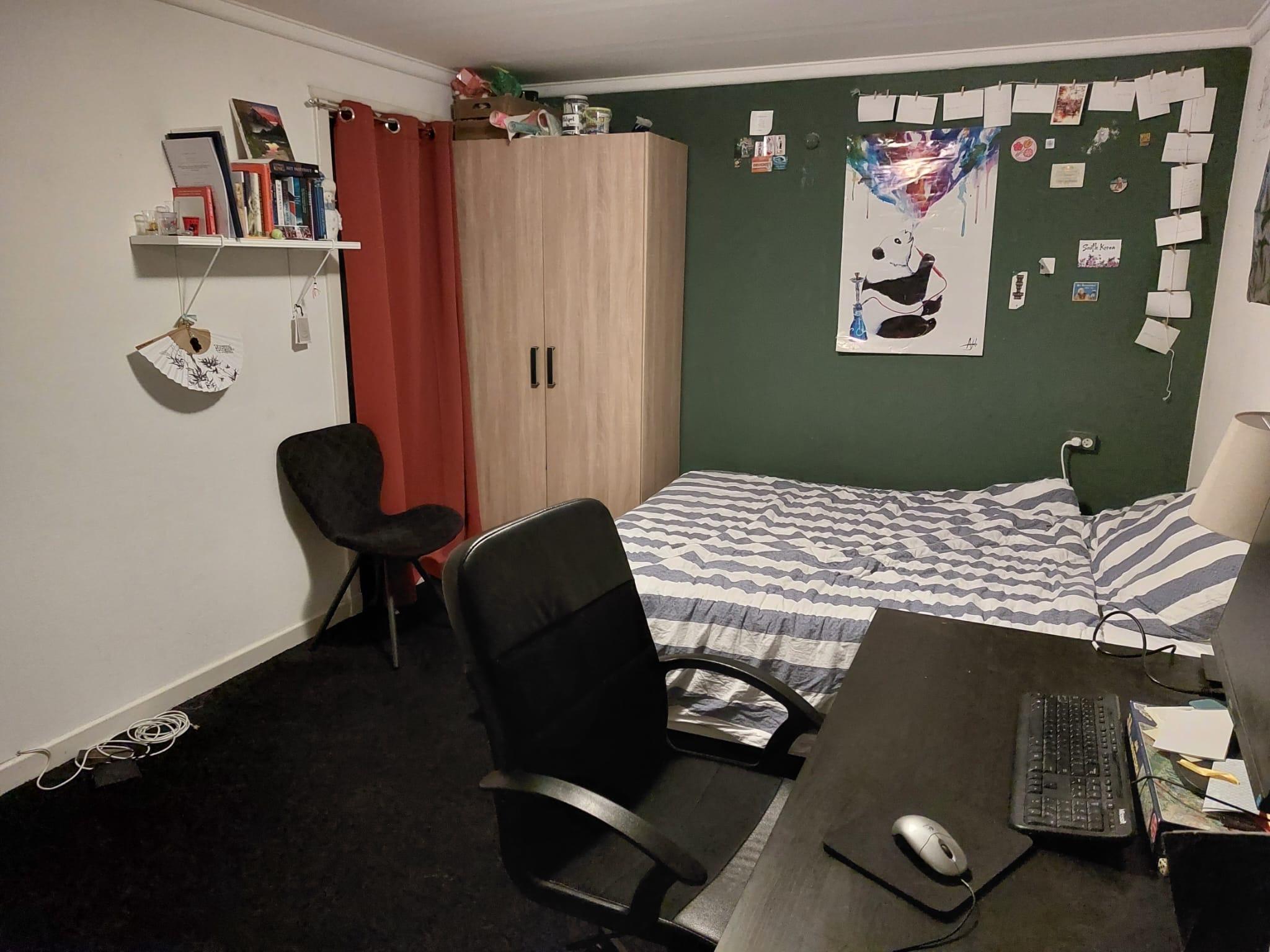 show all photos of Emmastraat