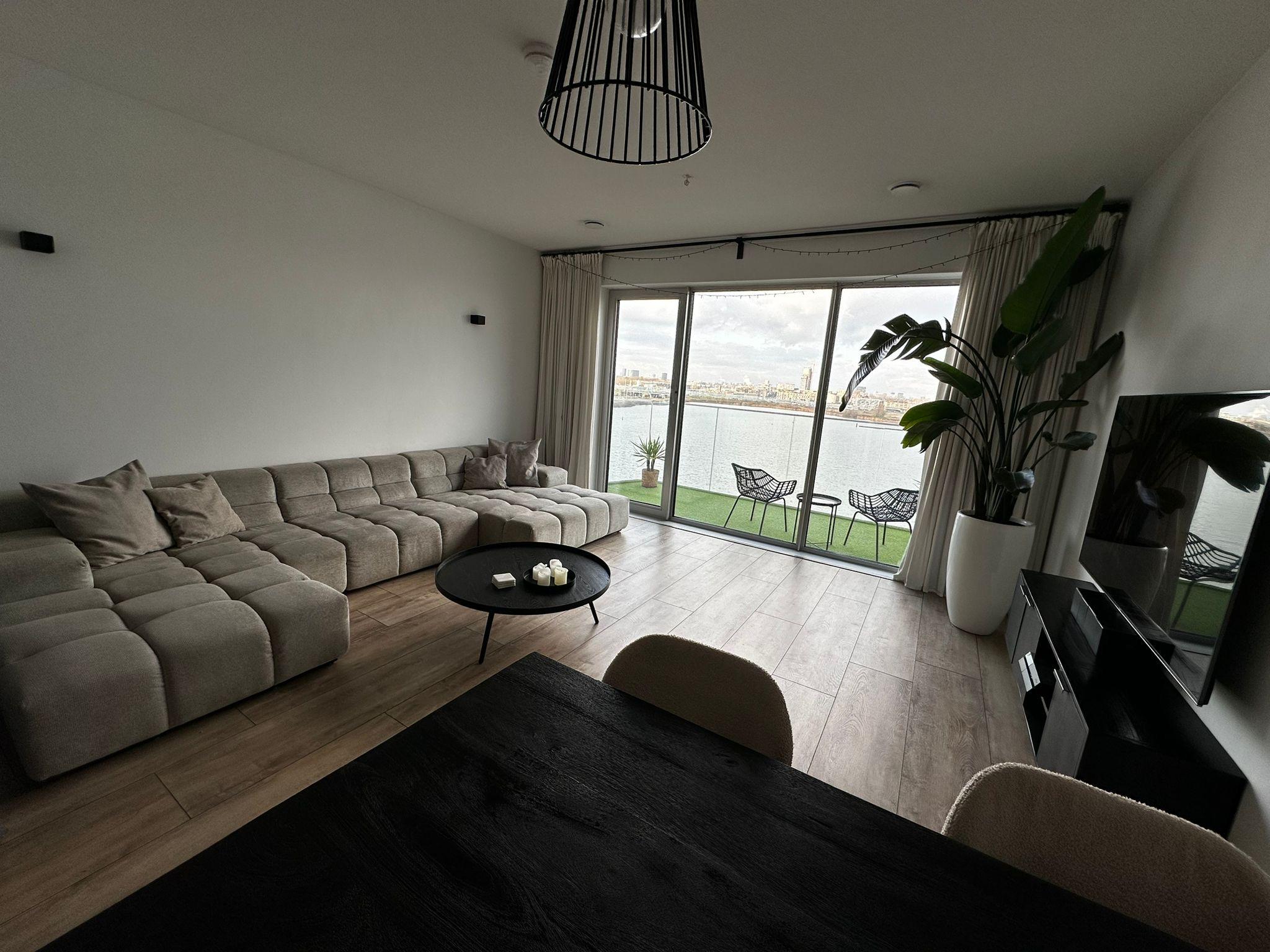 show all photos of Haringbuisdijk