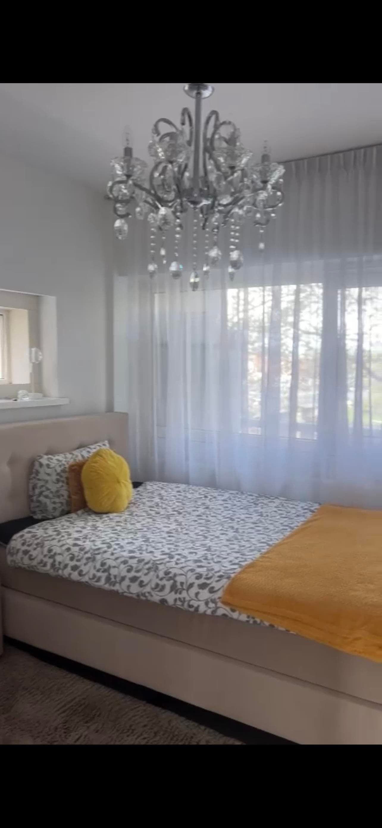 show all photos of Plesmanlaan