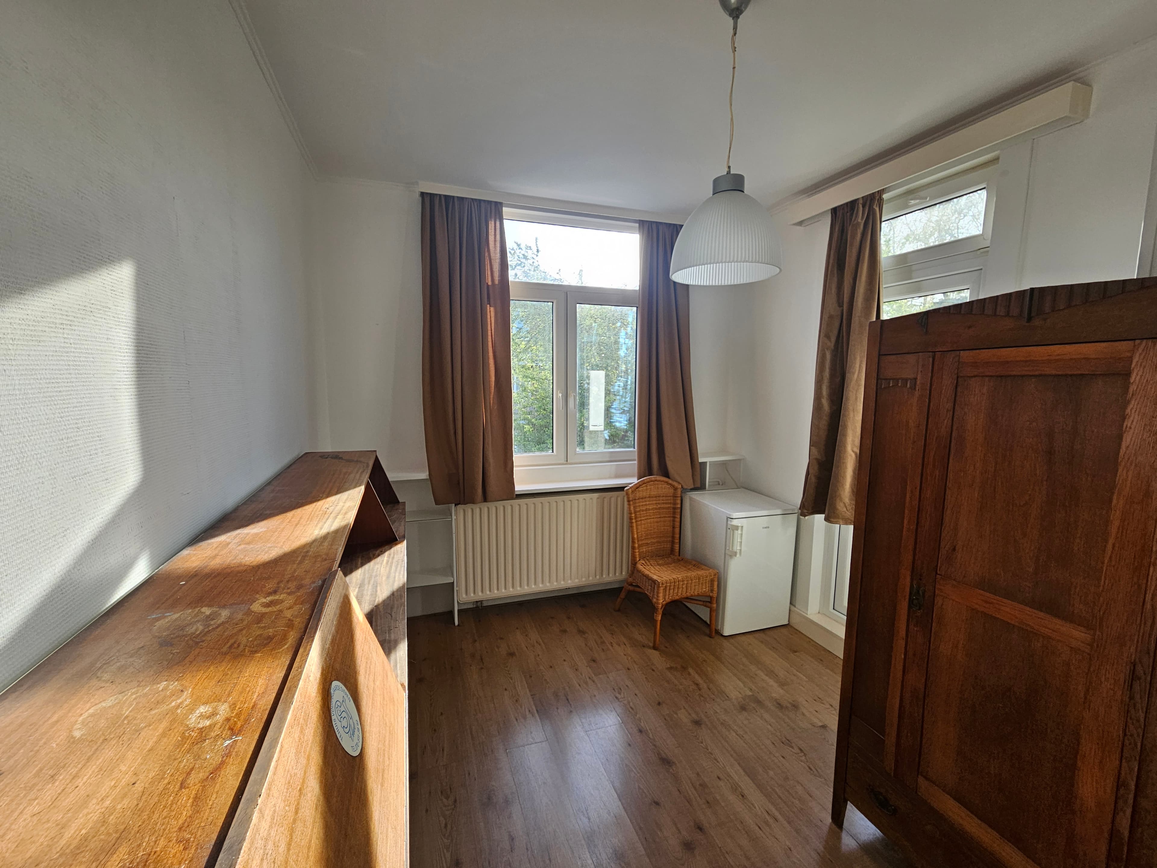 show all photos of Laan van Eik en Duinen