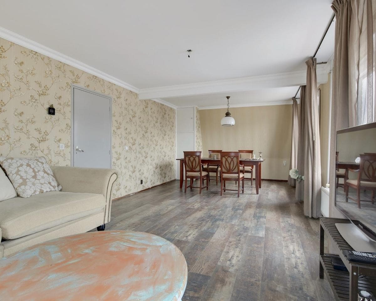 show all photos of Hoogstraat