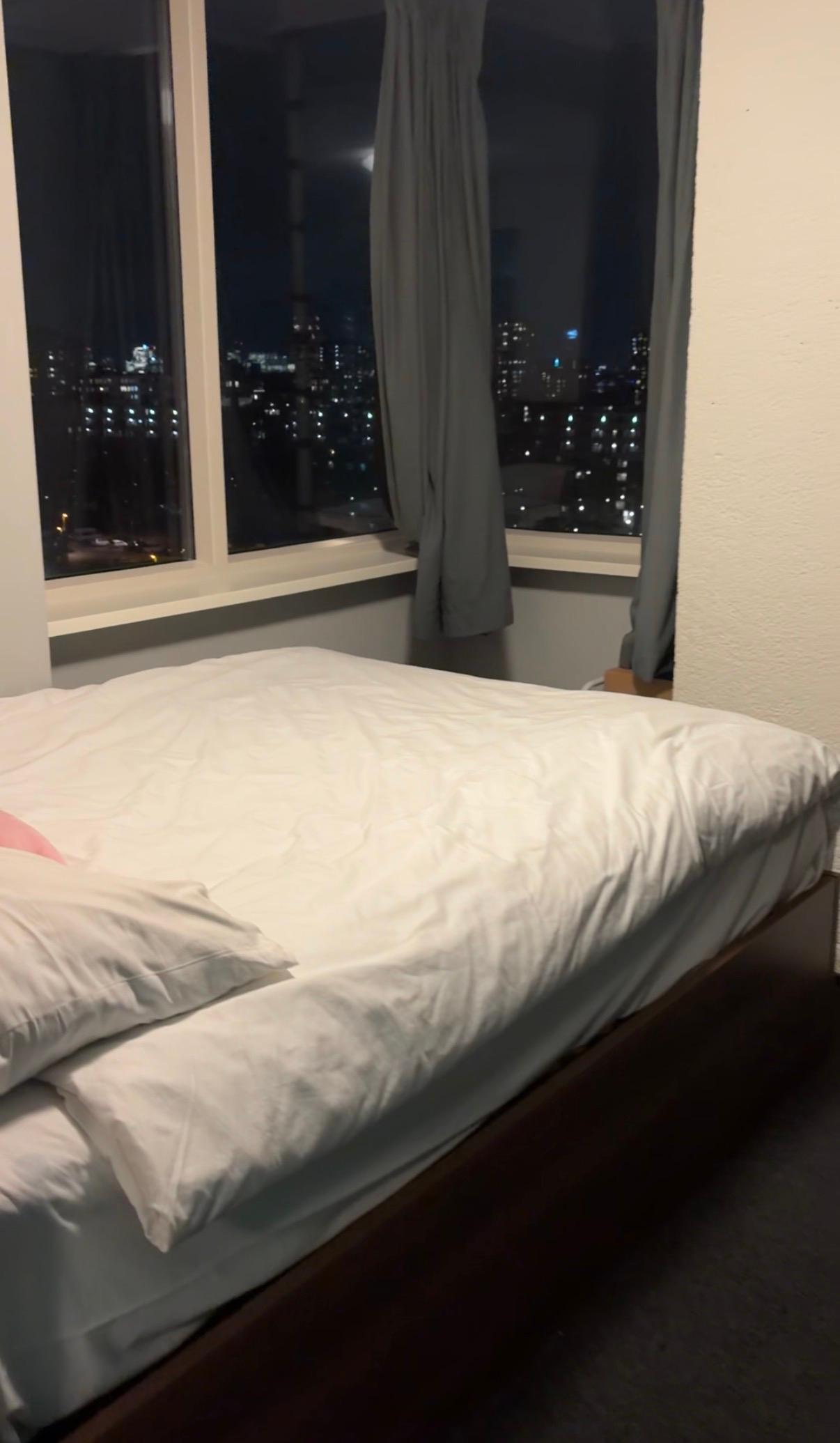 show all photos of Van de Sande Bakhuijzenstraat