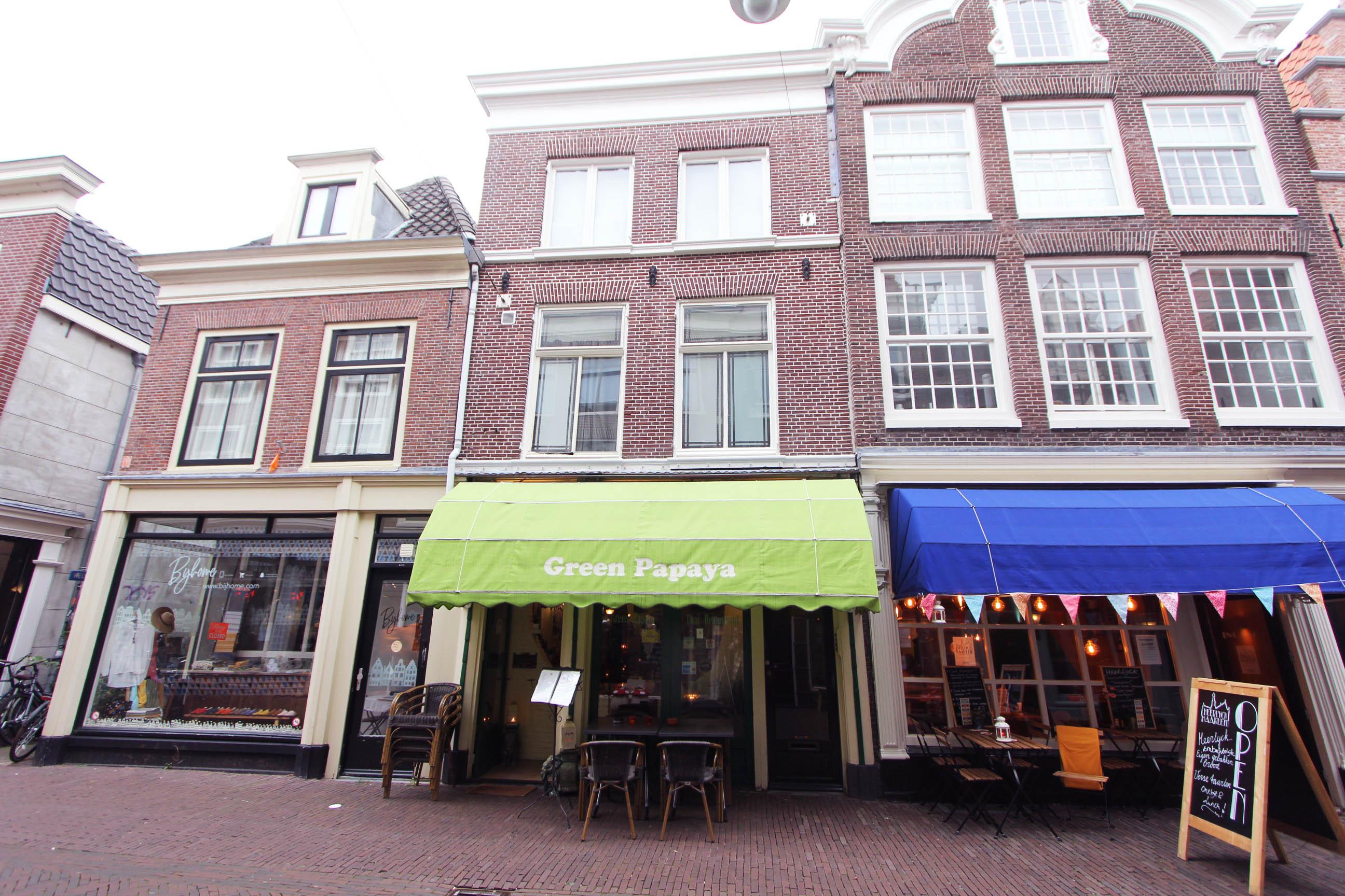 show all photos of Kleine Houtstraat