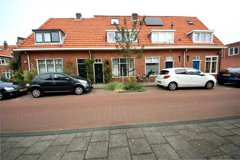 show all photos of Ten Katestraat