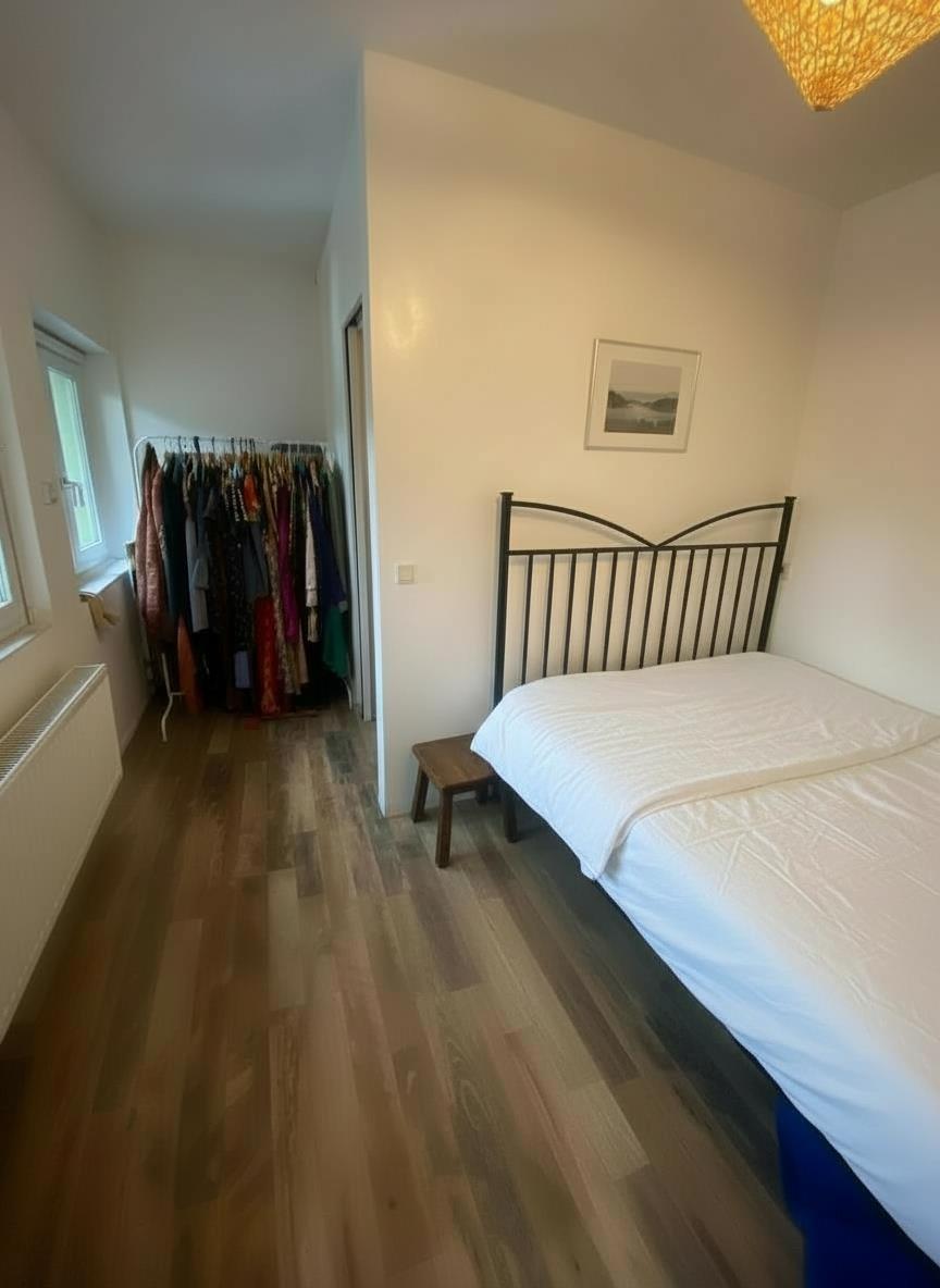 show all photos of Azaleastraat