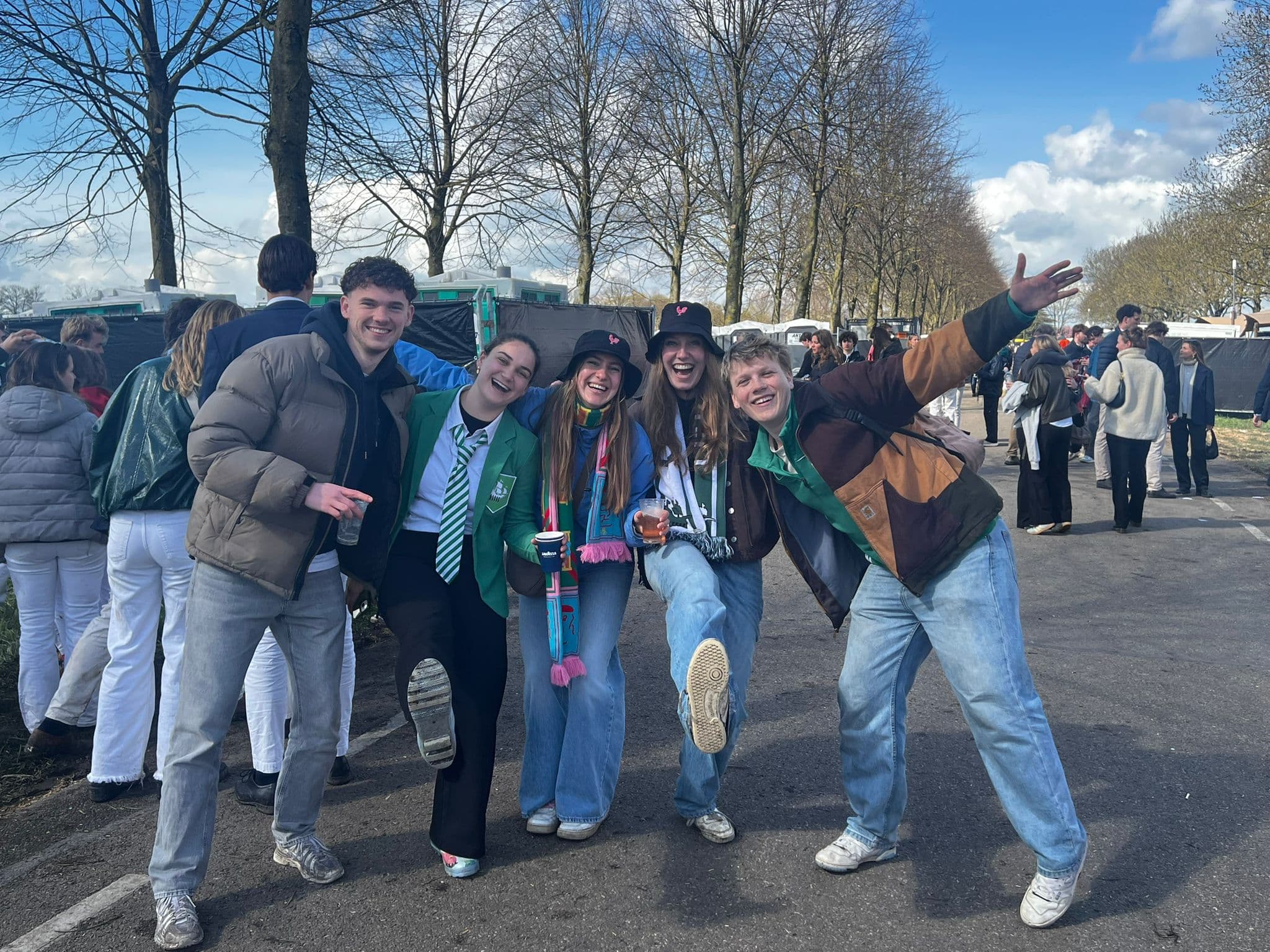 show all photos of Haarweg
