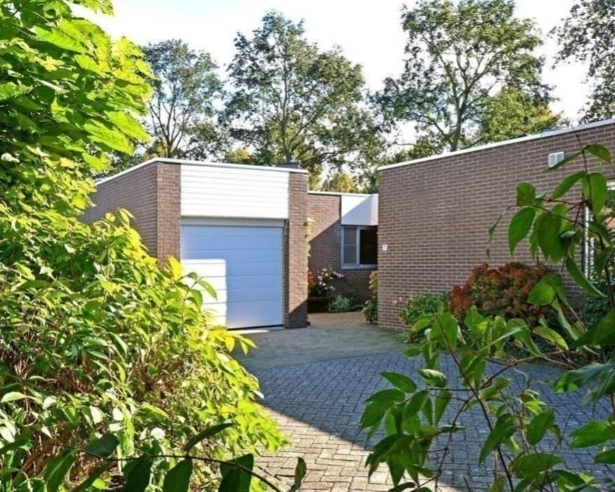 show all photos of Schrijnwerkershof