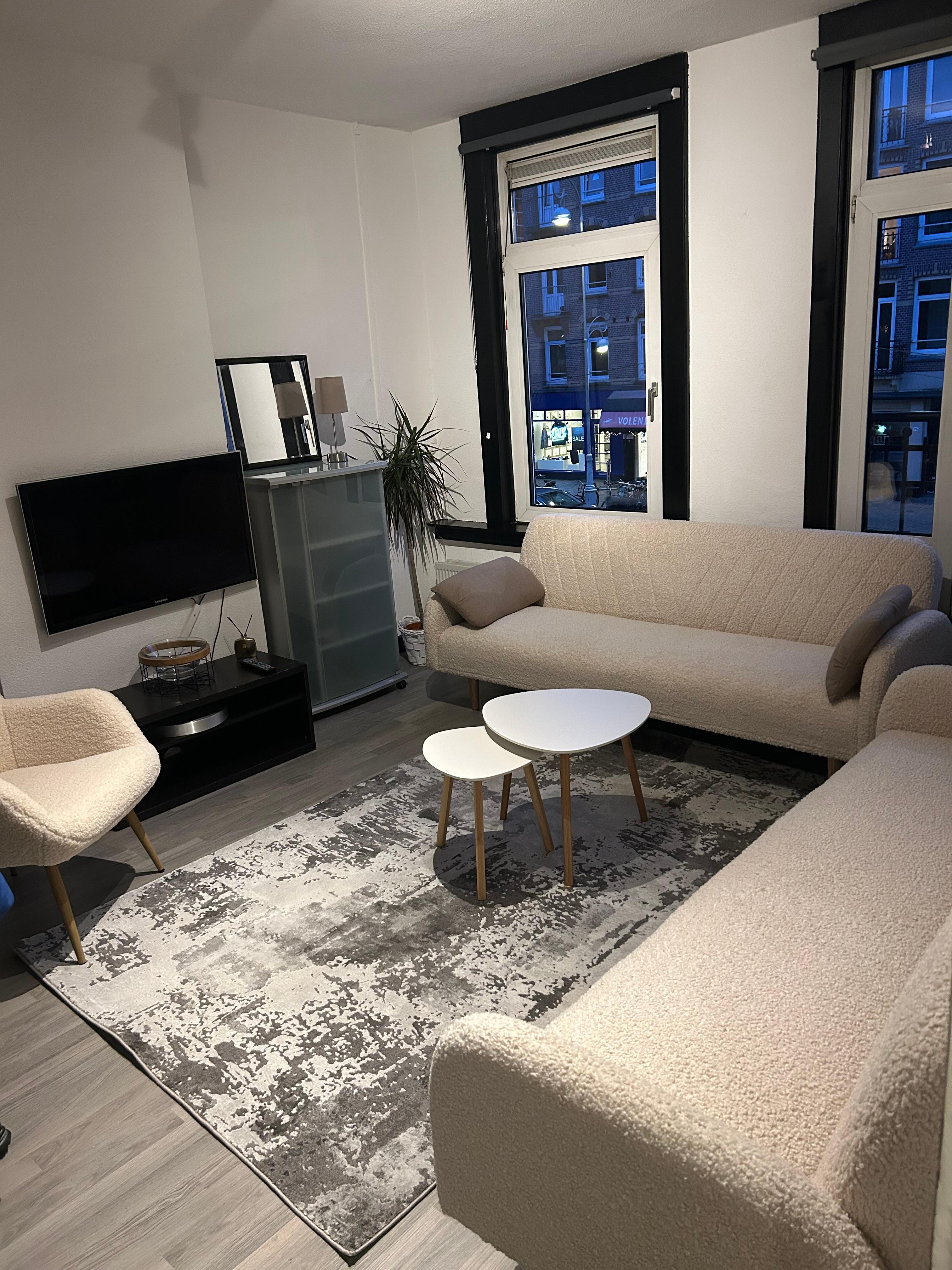 show all photos of Javastraat