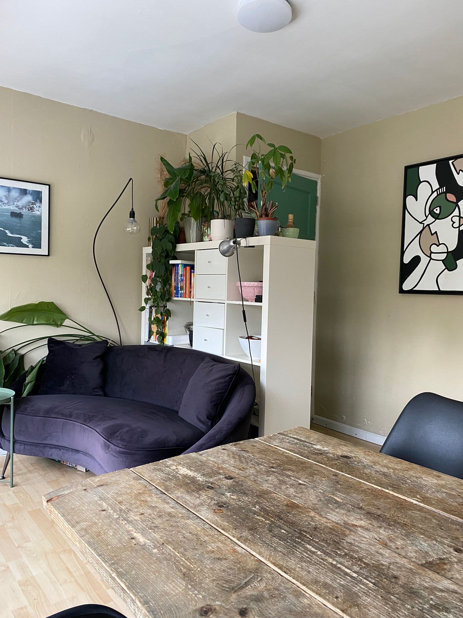 show all photos of Floralaan West