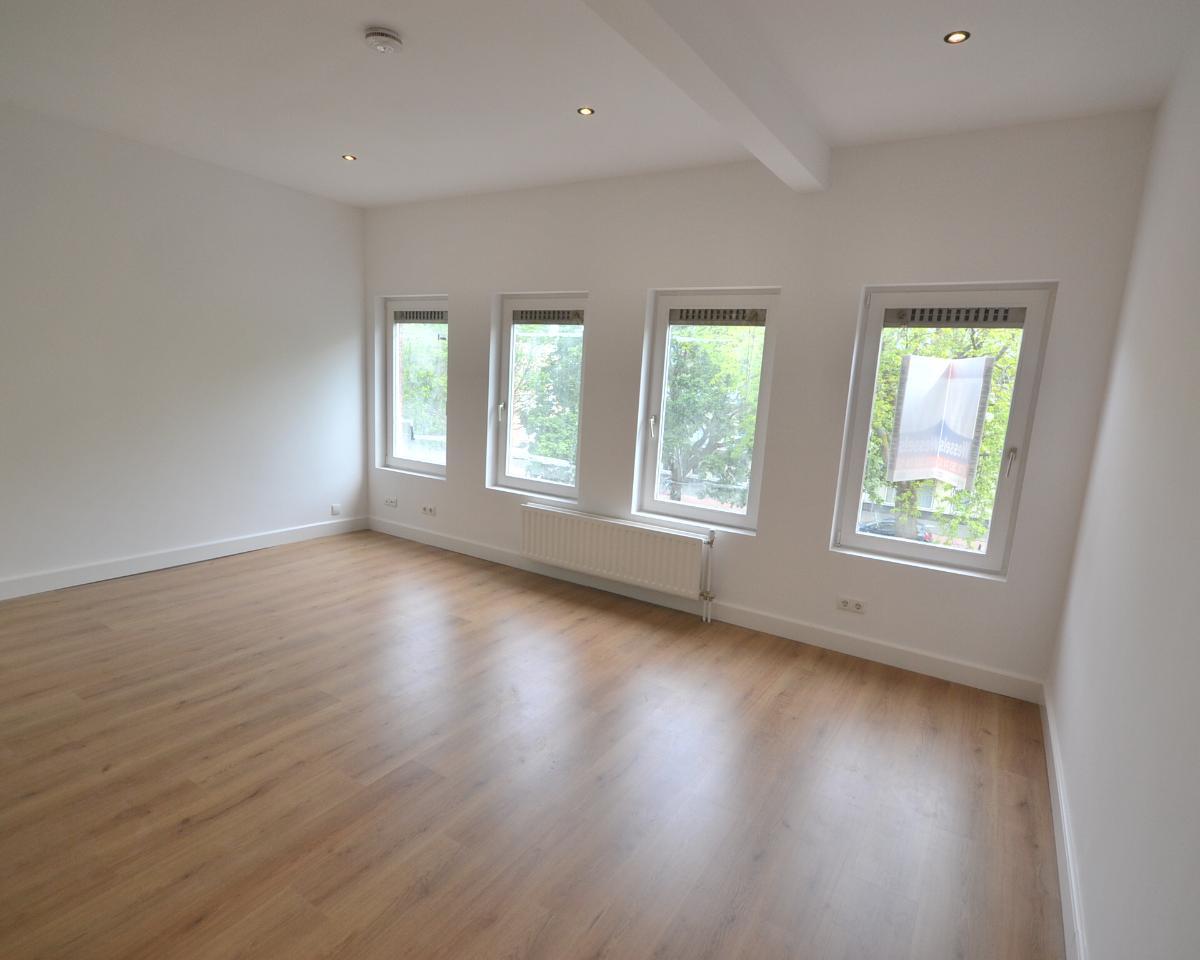 show all photos of De la Reyweg