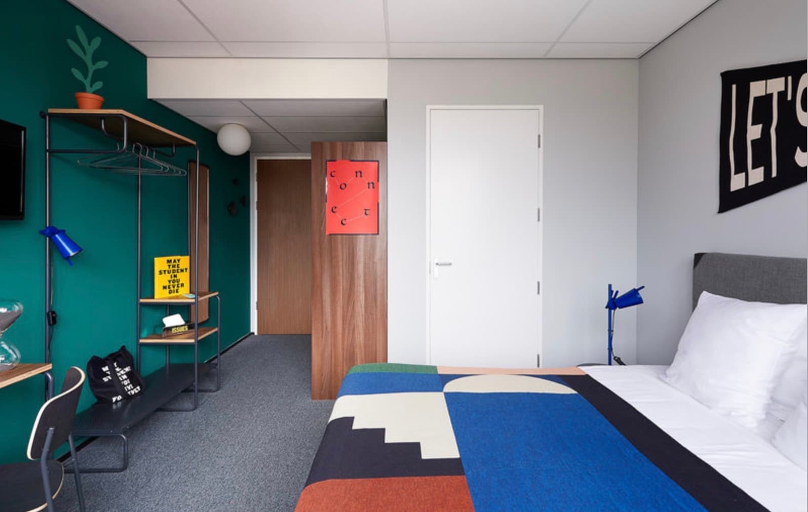 show all photos of Hoefkade