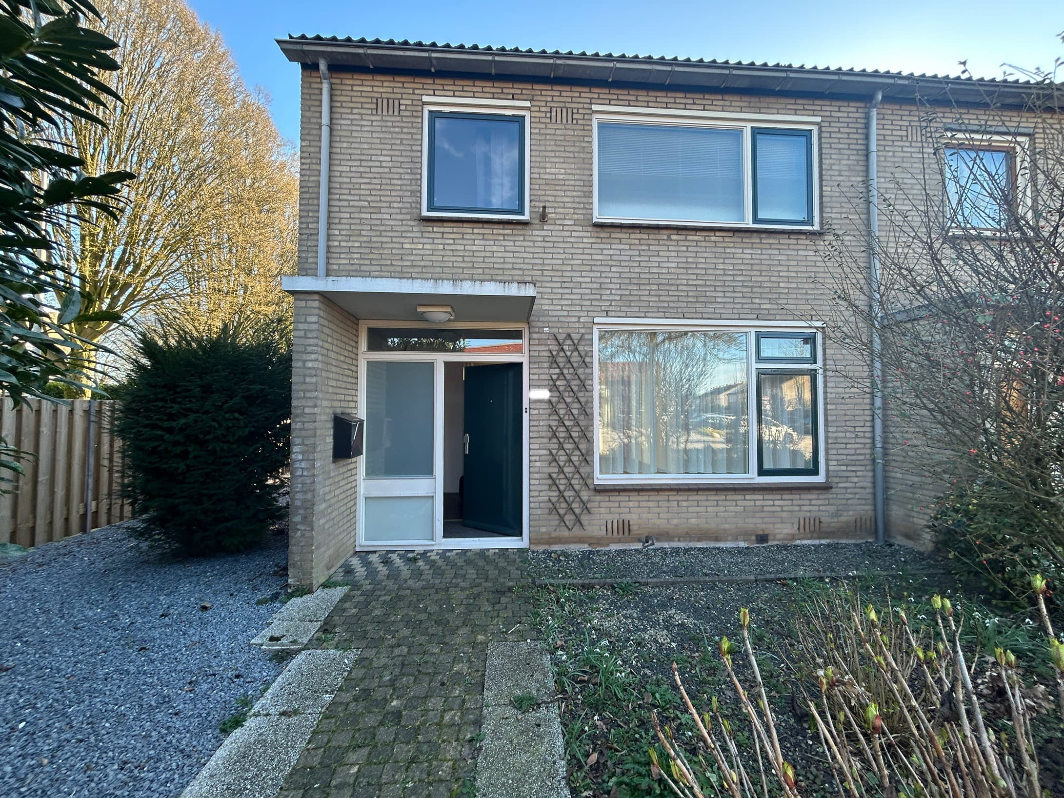 show all photos of Wadenoijenlaan