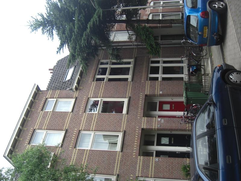 show all photos of Bronsgeeststraat