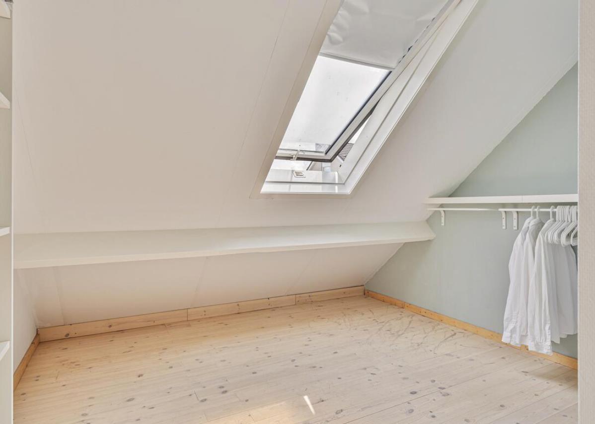 show all photos of Hannie Schaftstraat