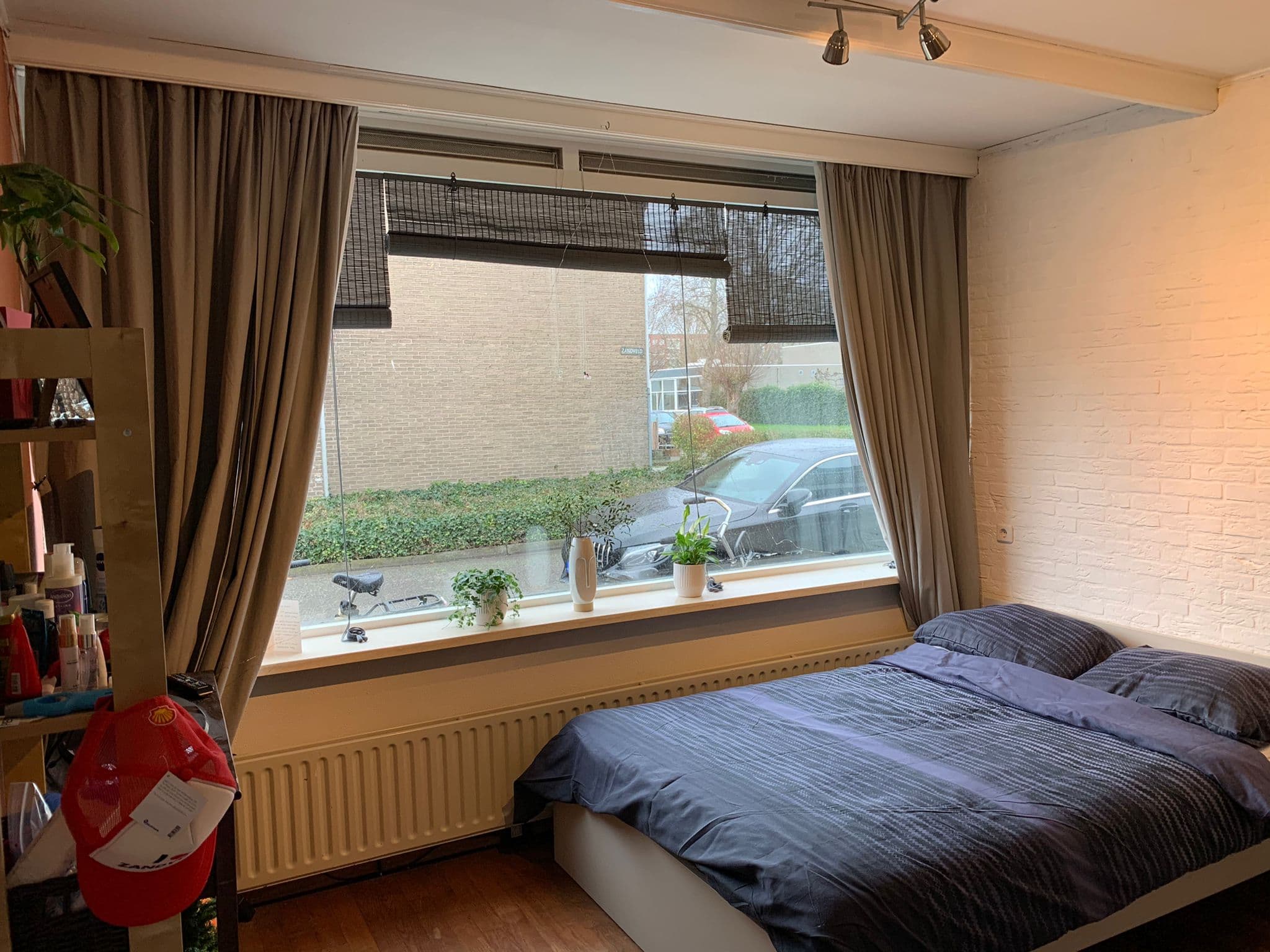 show all photos of Eekhoornstraat