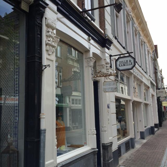 show all photos of Lange Hezelstraat
