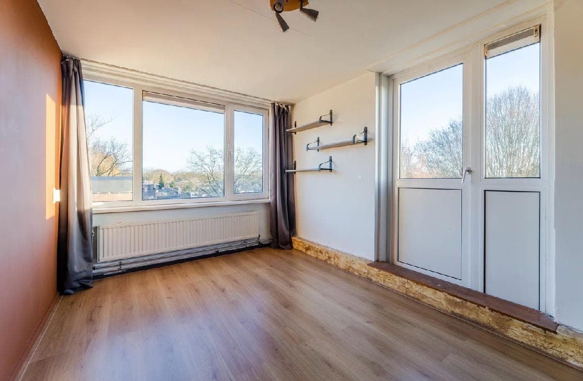 show all photos of Van 't Hoffstraat