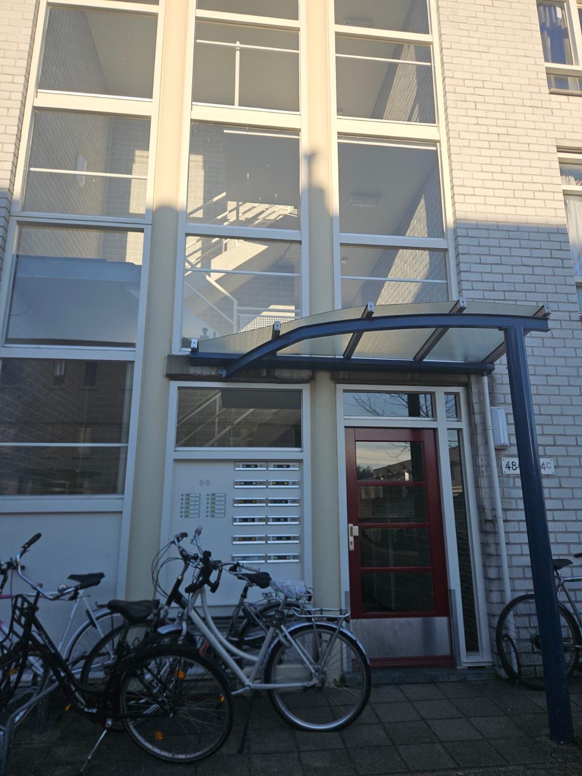 show all photos of Melissabeemd