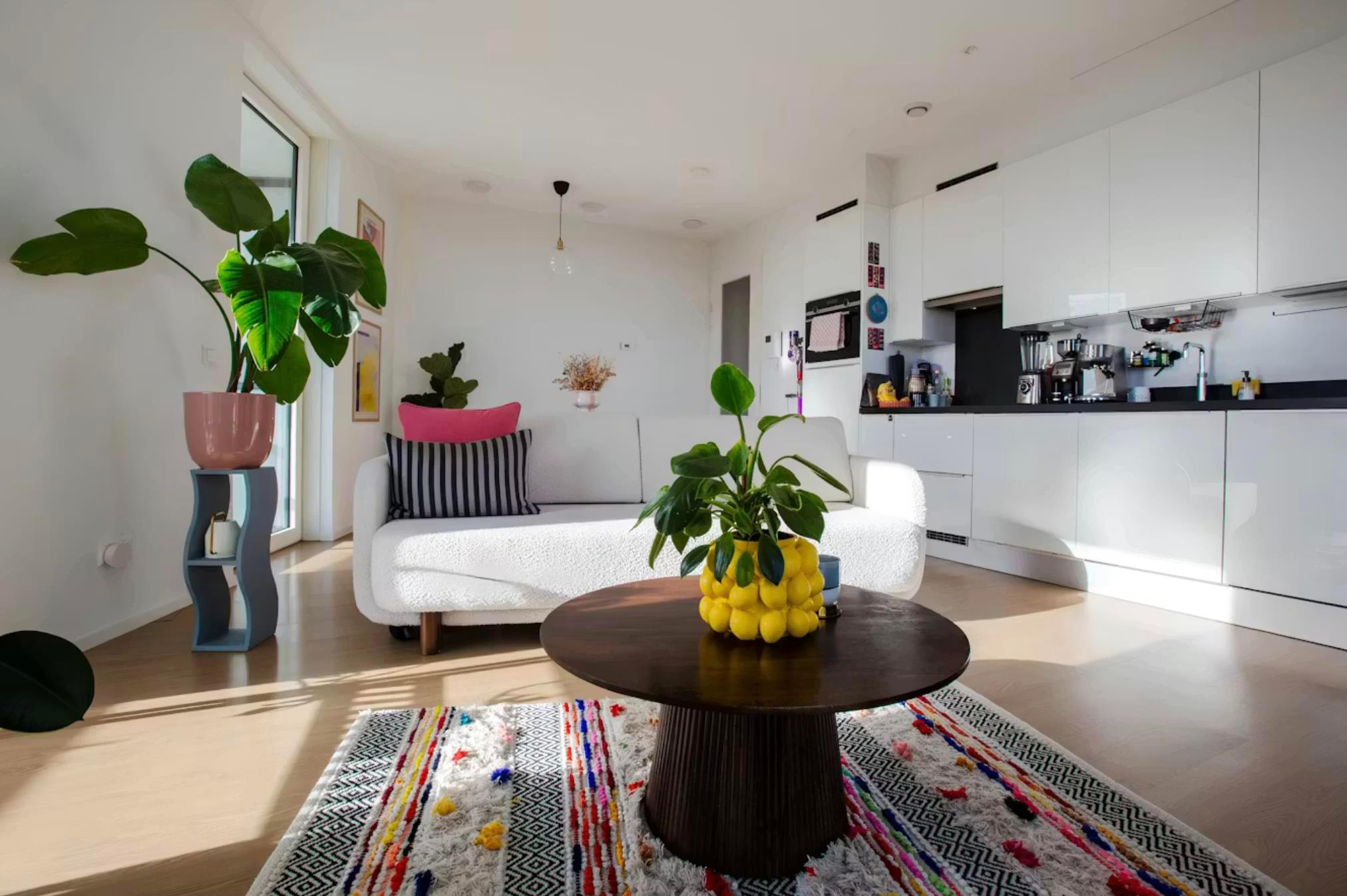 show all photos of Julianaplein