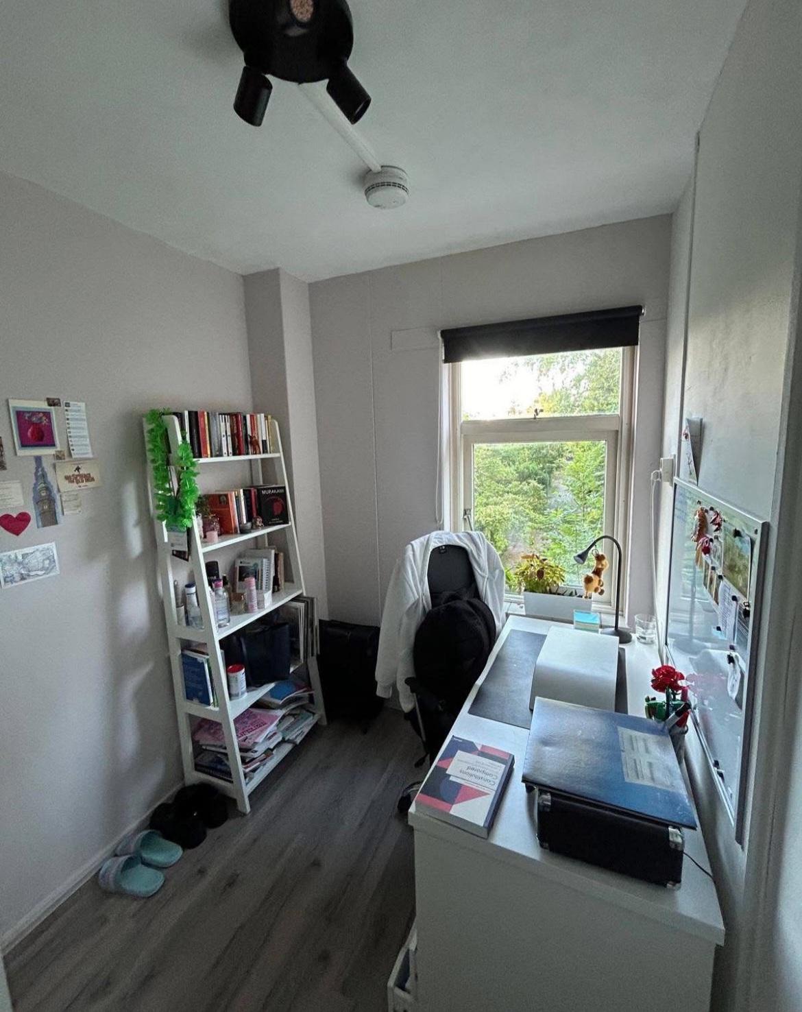 show all photos of Venuslaan