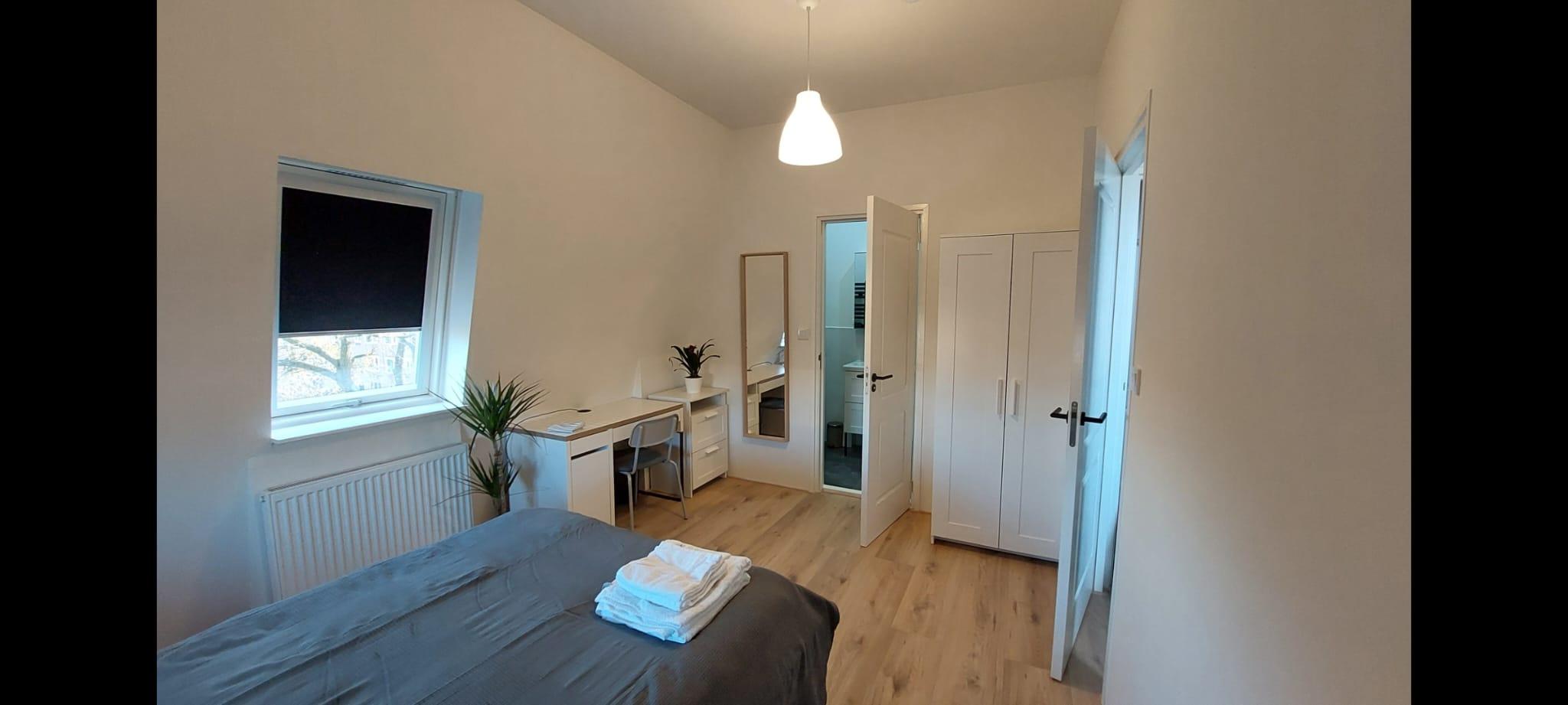 show all photos of Drebbelstraat