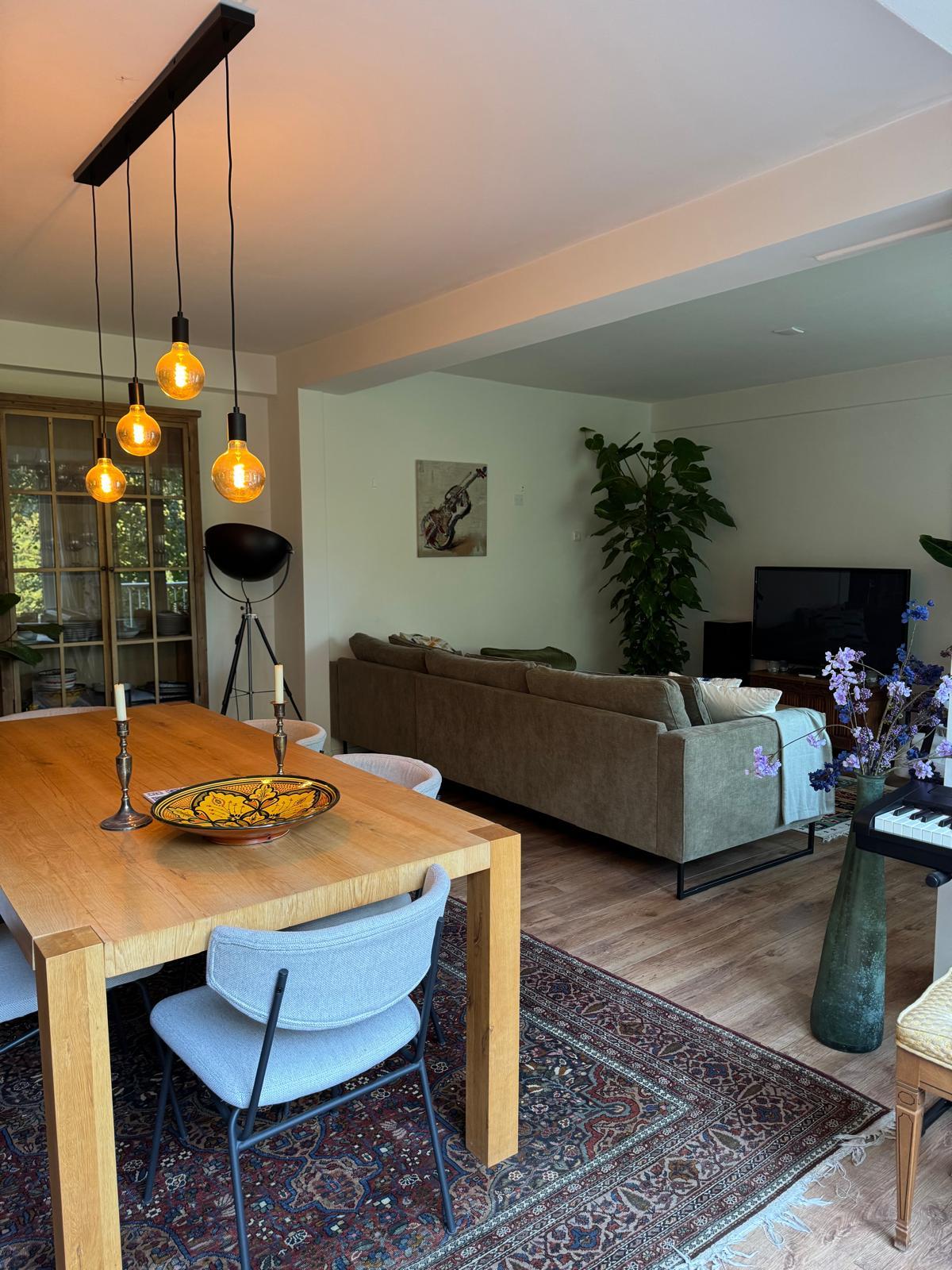 show all photos of Karel Doormanlaan