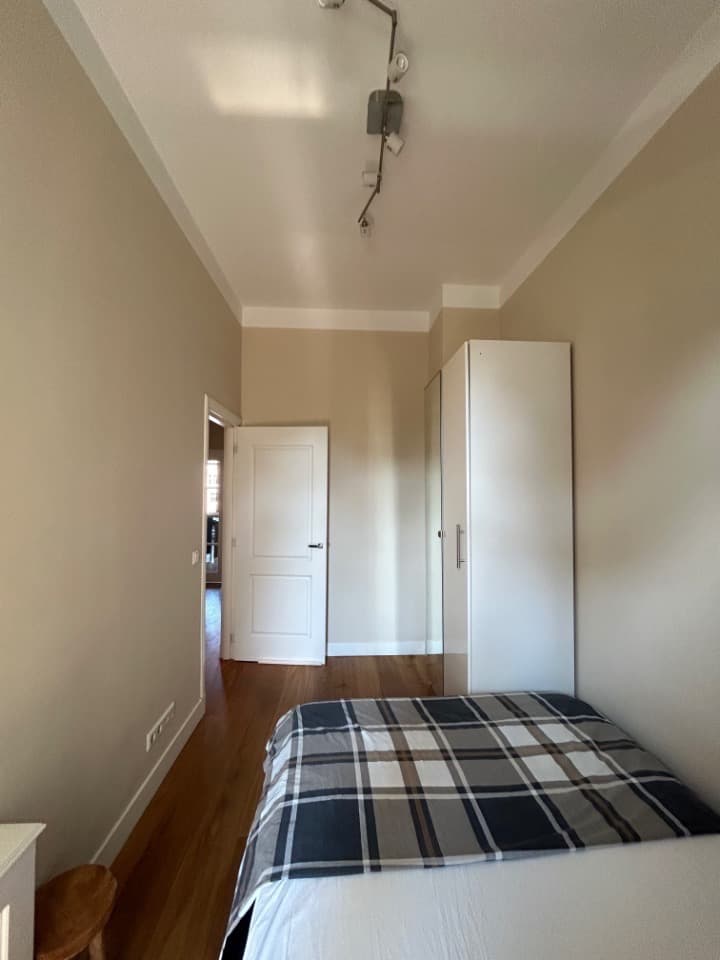 show all photos of Koninginnegracht