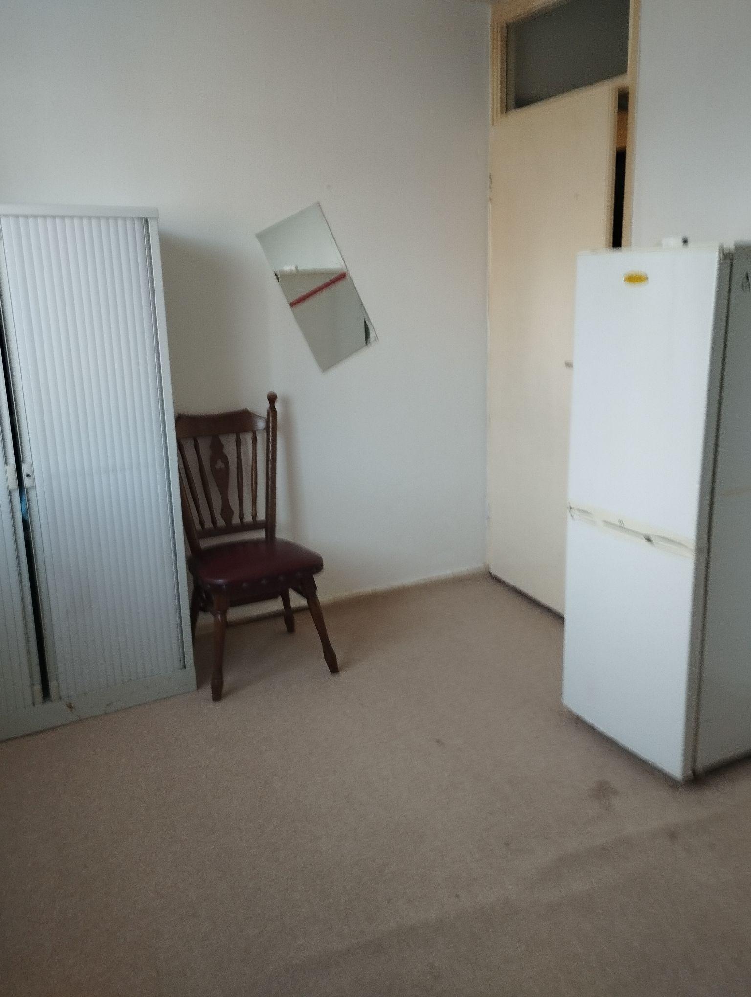 show all photos of Jadestraat