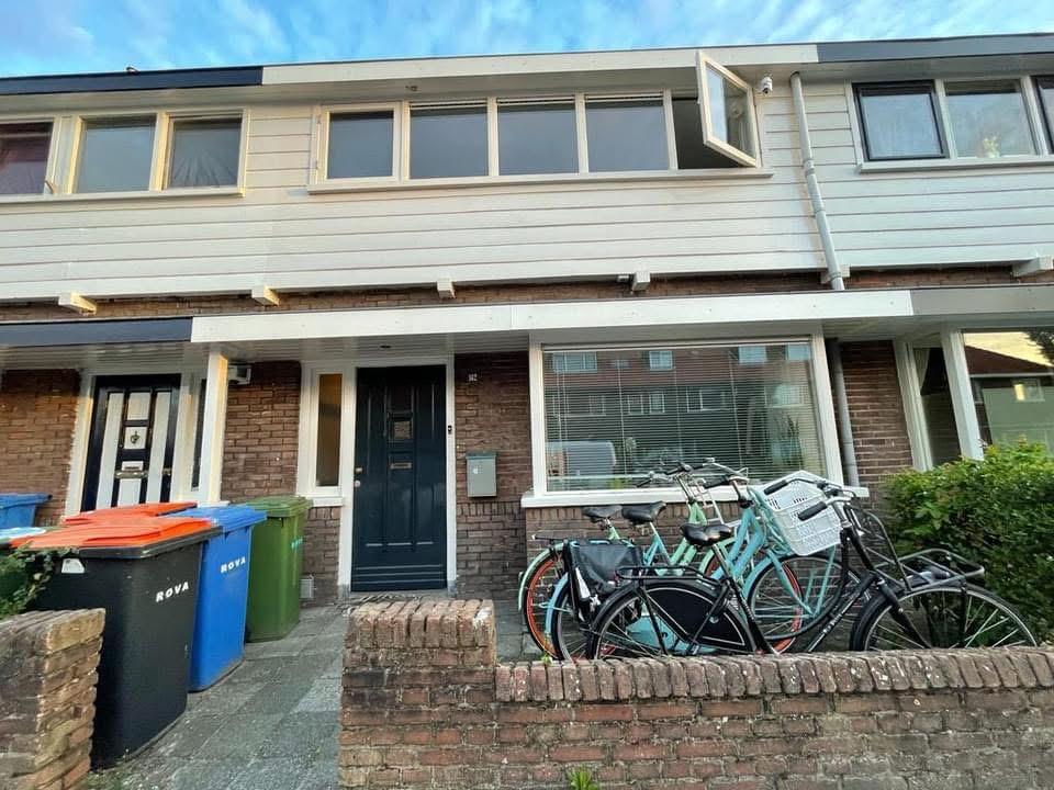 show all photos of Noordewierweg