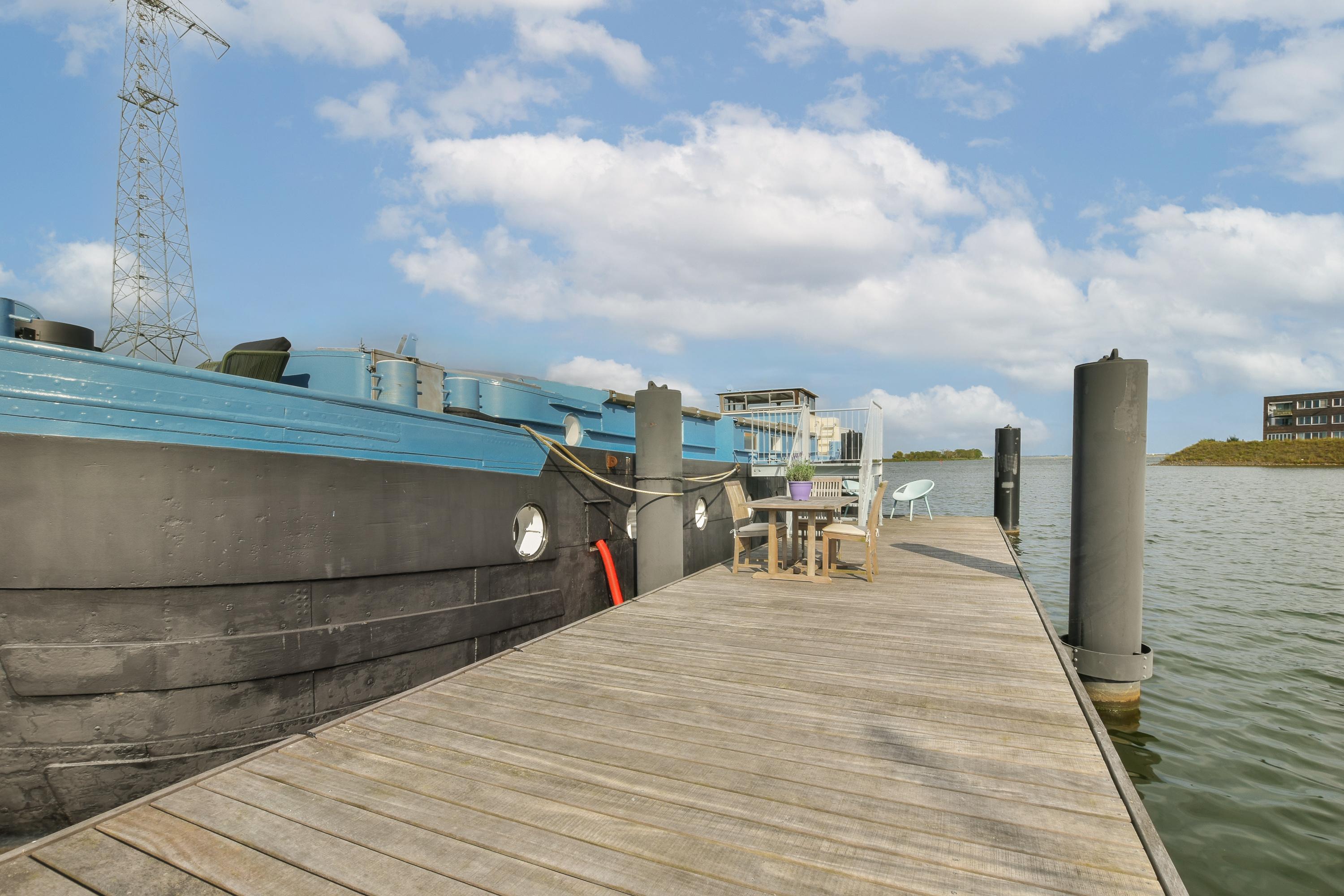 show all photos of Haringbuisdijk