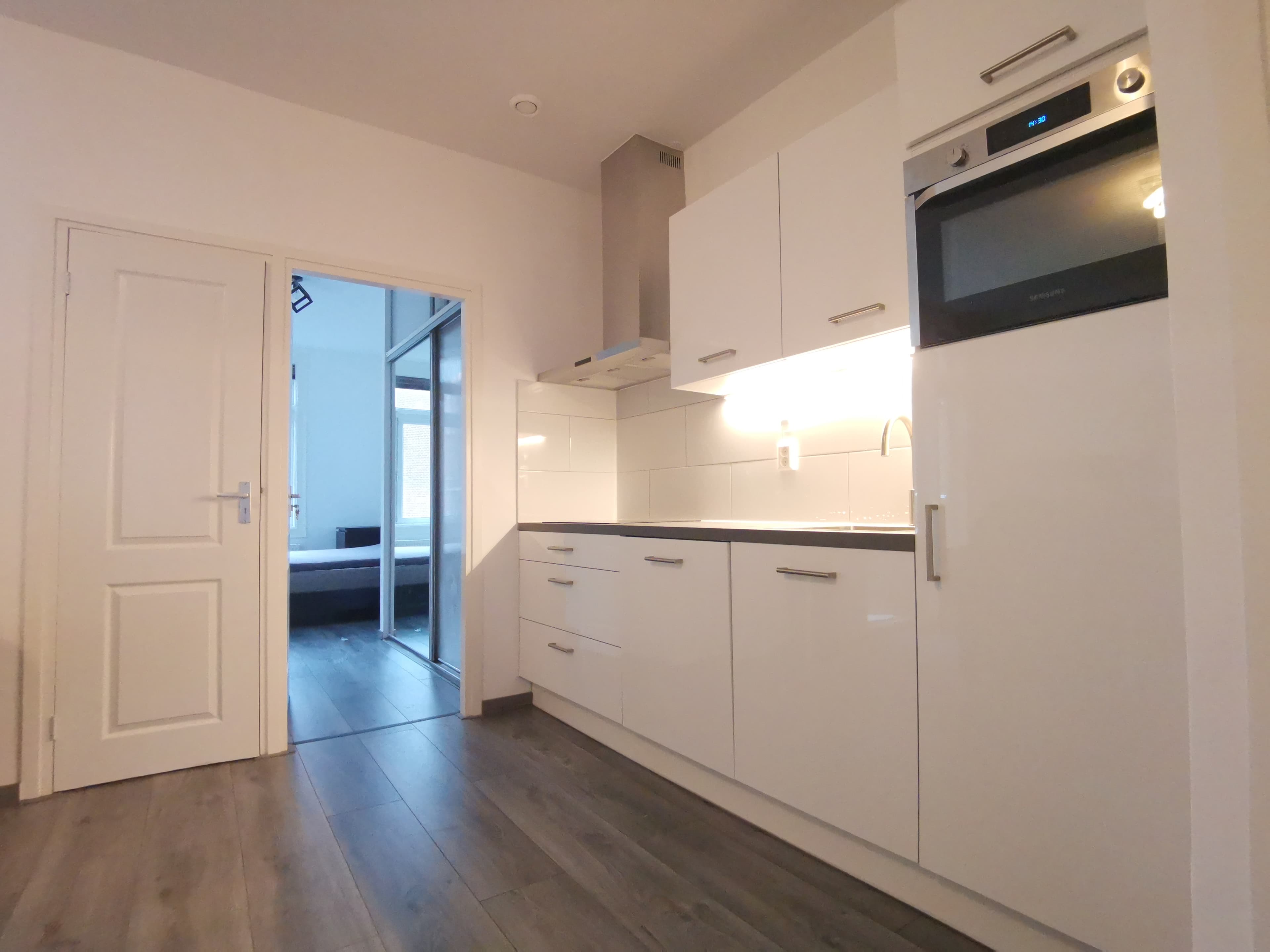 show all photos of Derde Kostverlorenkade