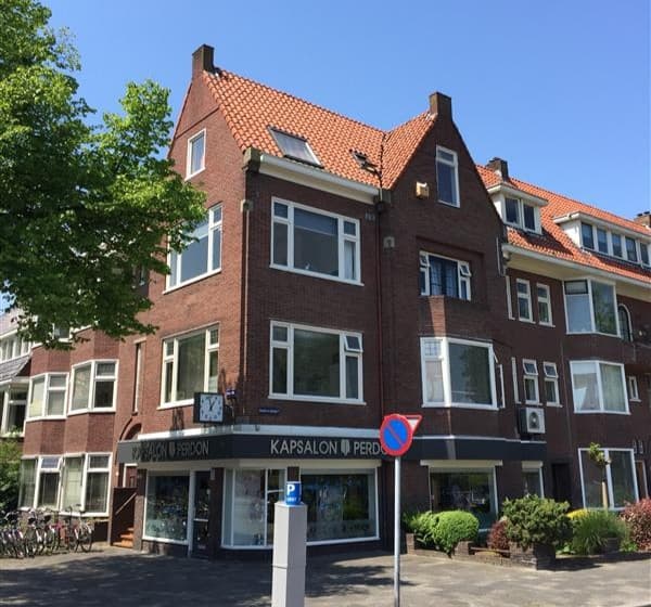 show all photos of Parkweg