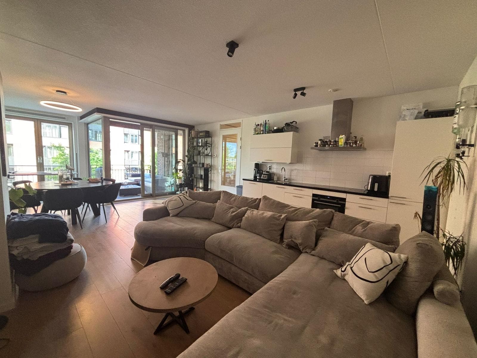 show all photos of Welnapad