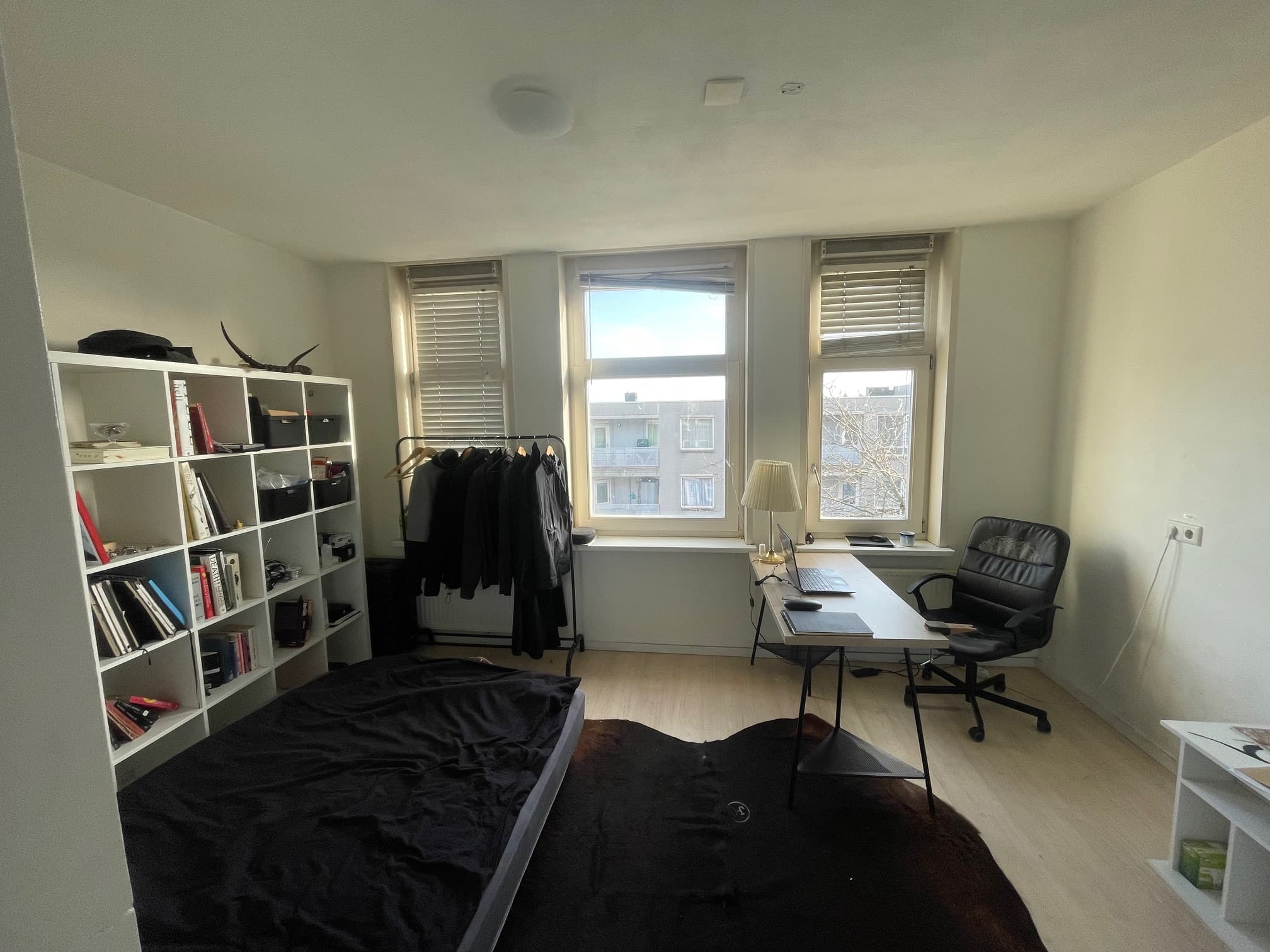 show all photos of Putsebocht