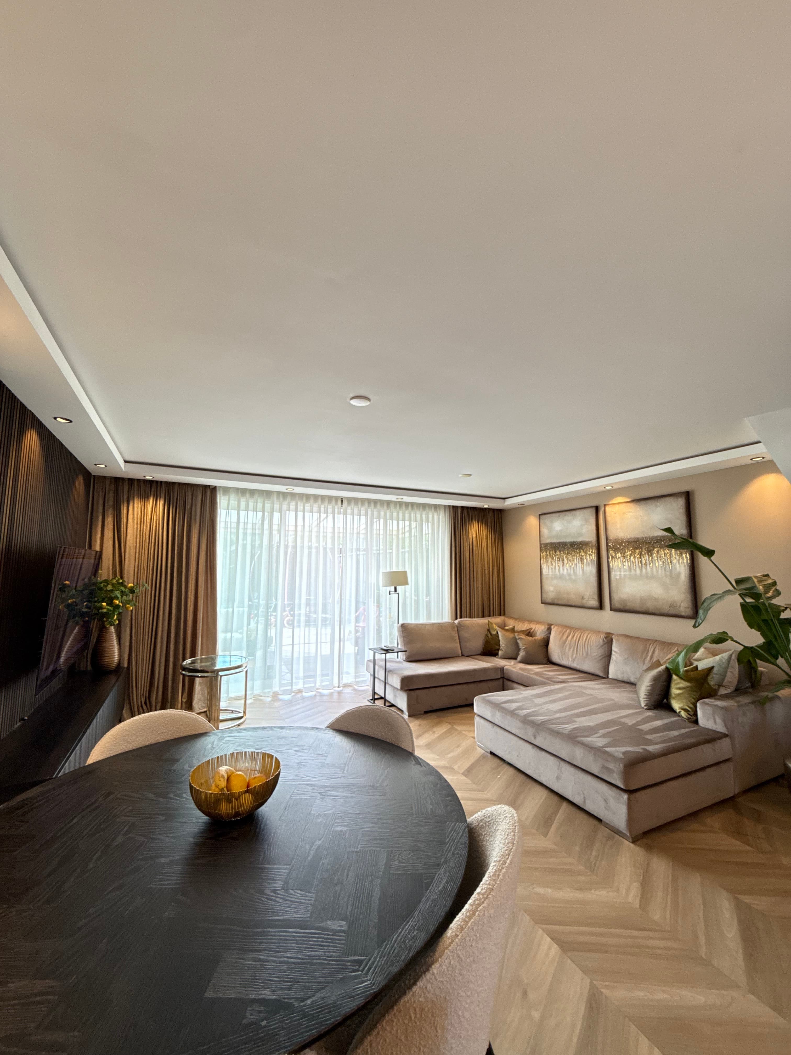 show all photos of Litasweg