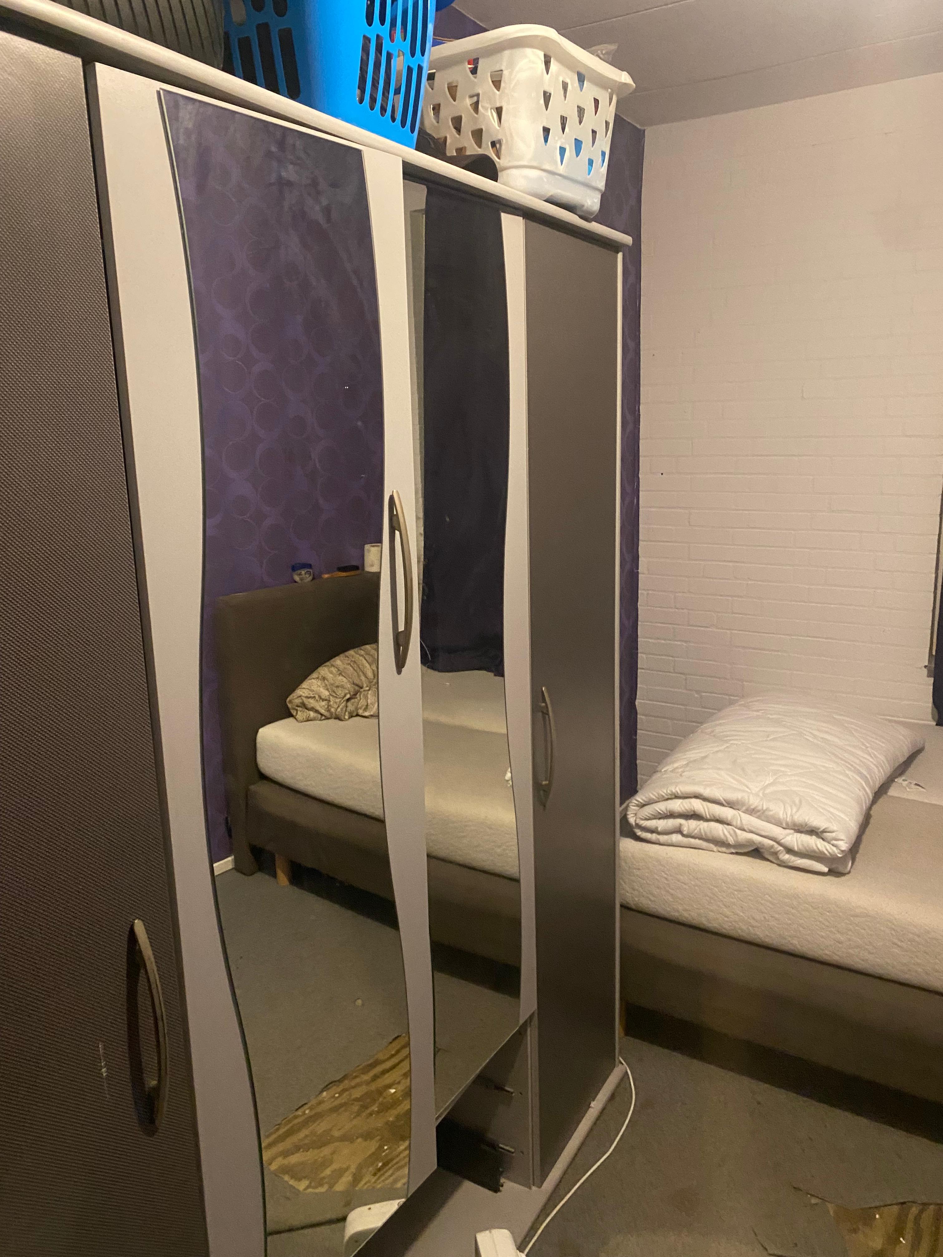 show all photos of Vuurplaat