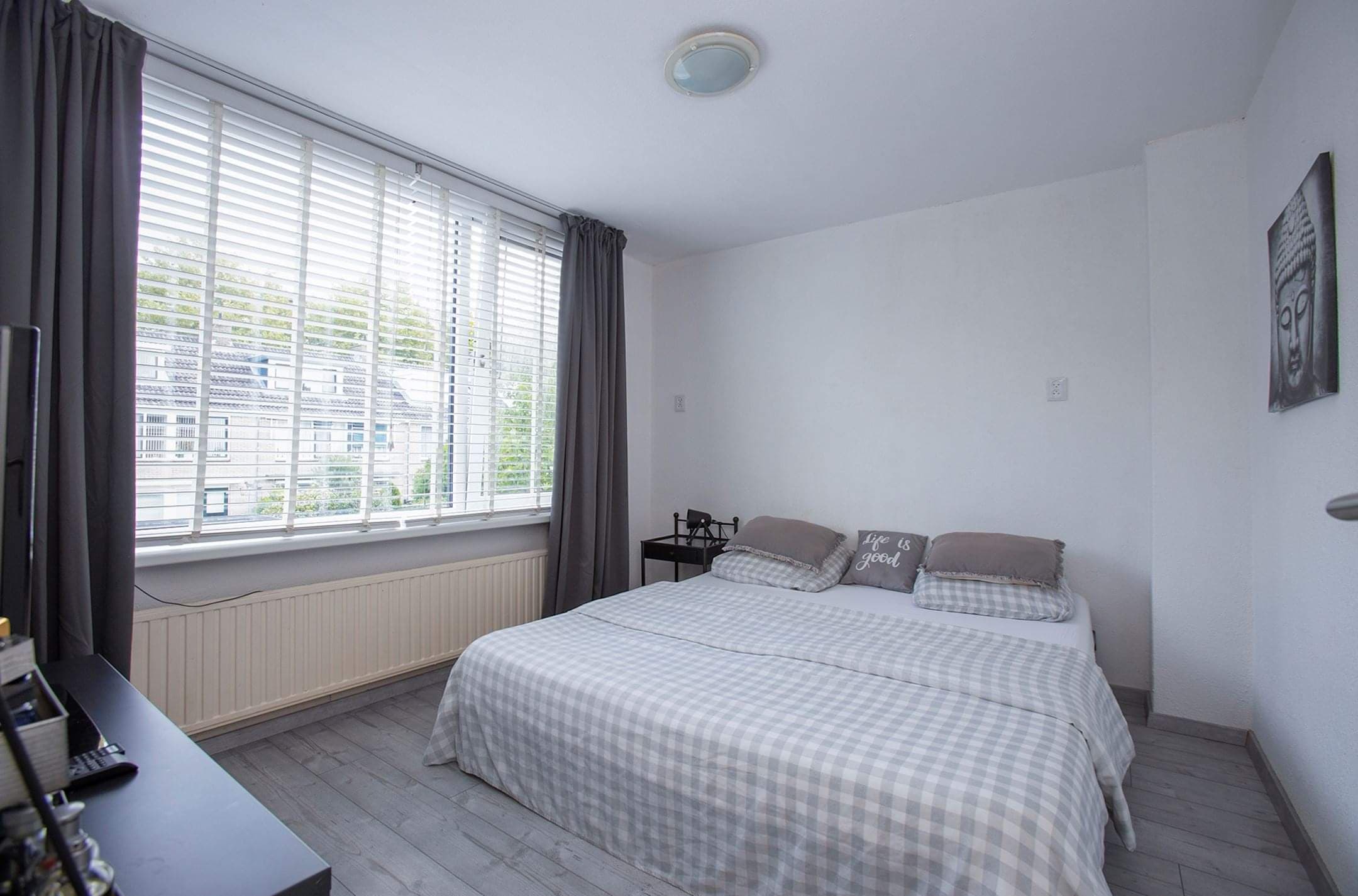 show all photos of Graan voor Visch