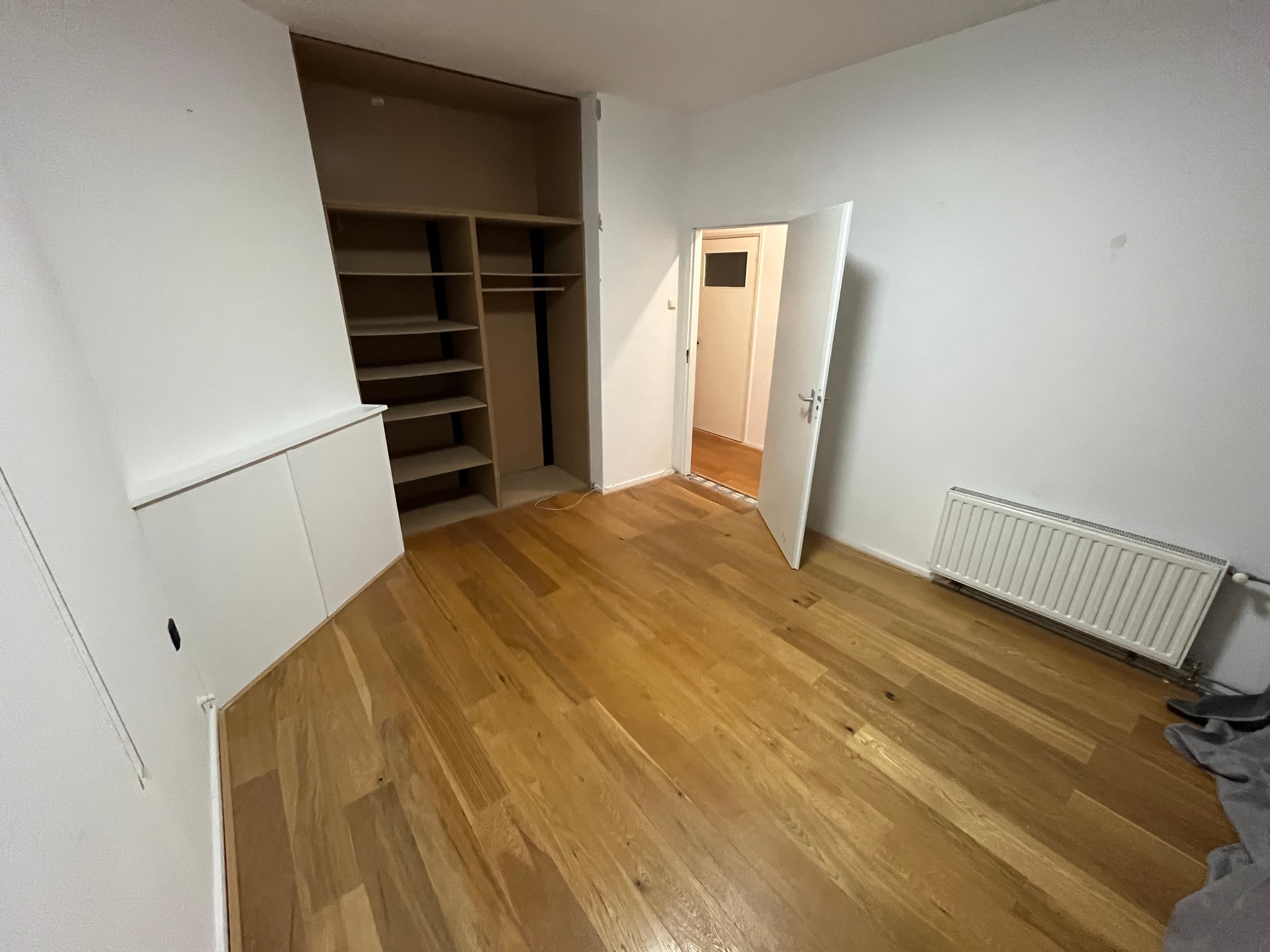 show all photos of Denenburg