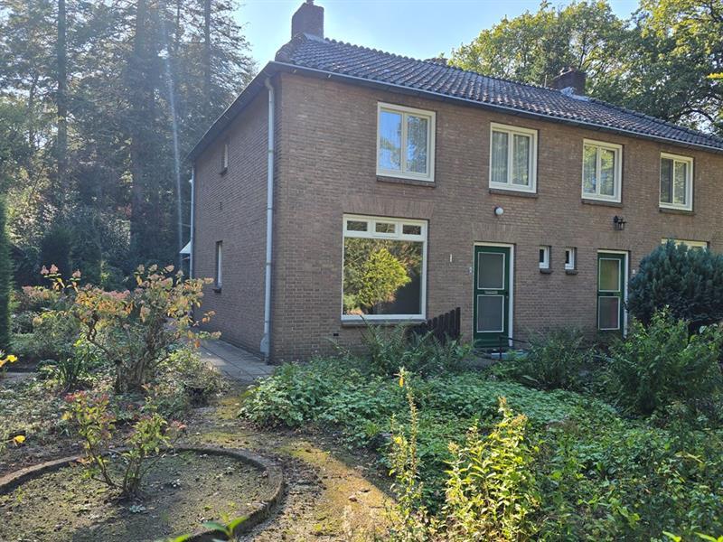 show all photos of Merenweg