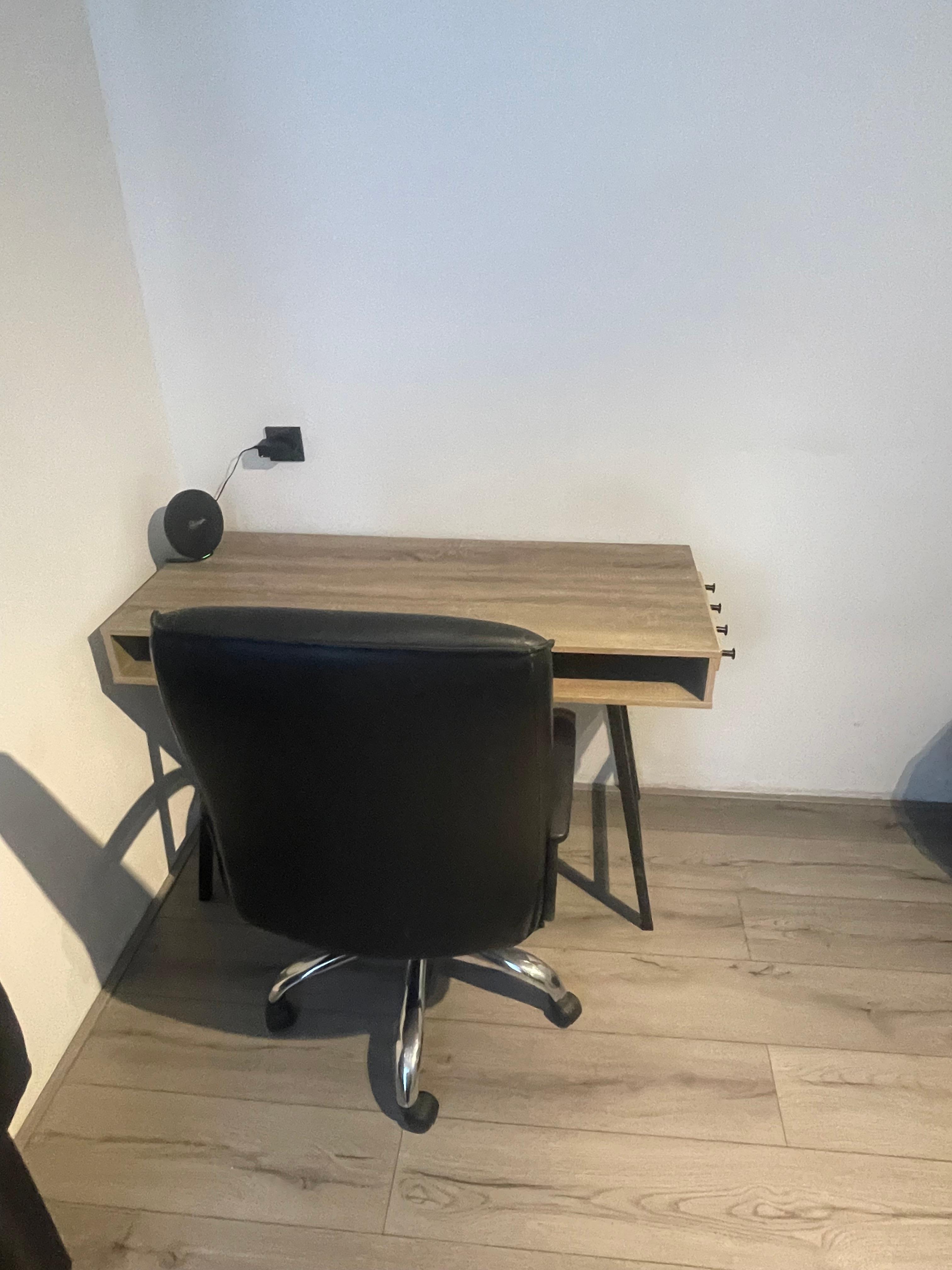 show all photos of Meeuwdonk